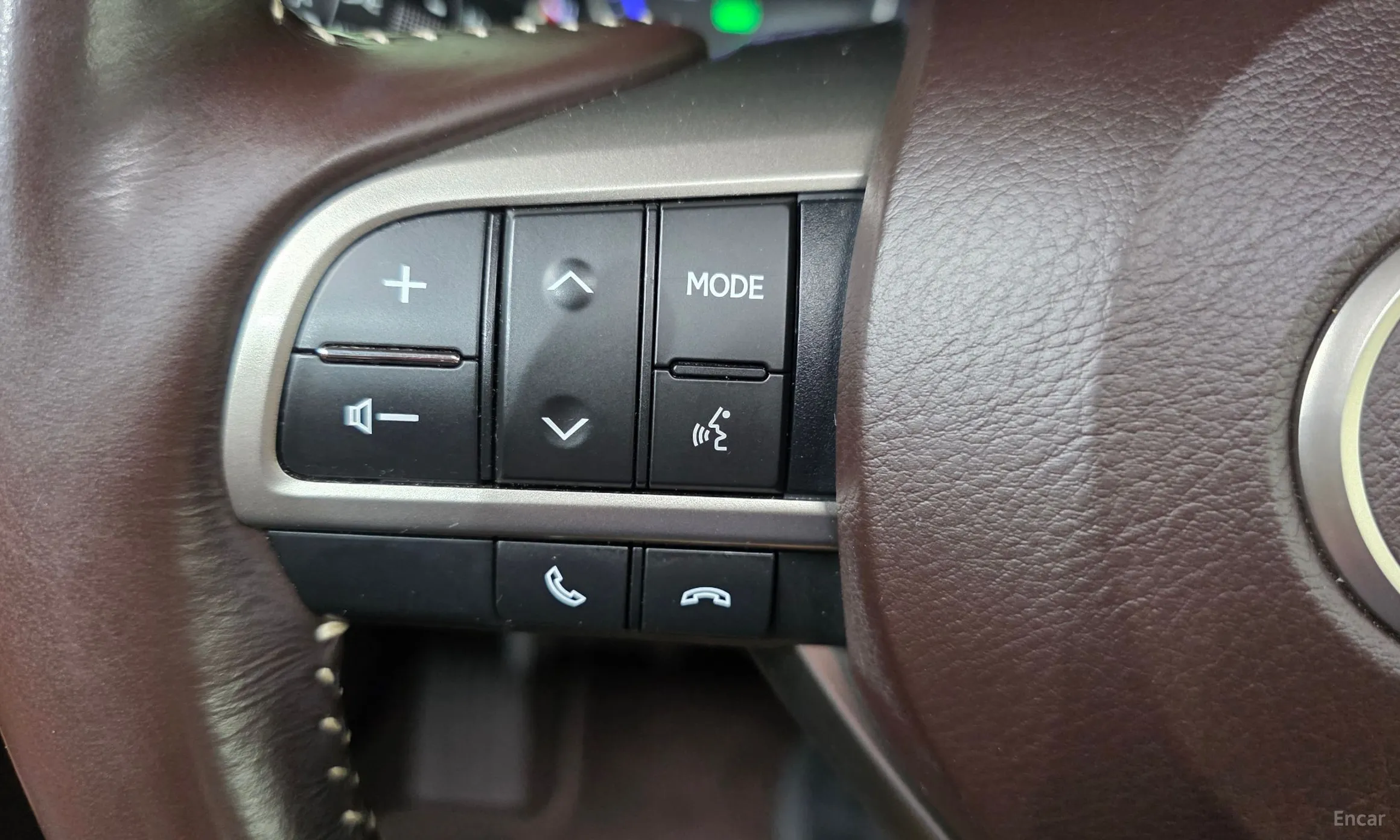 Lexus New ES300h превью 19