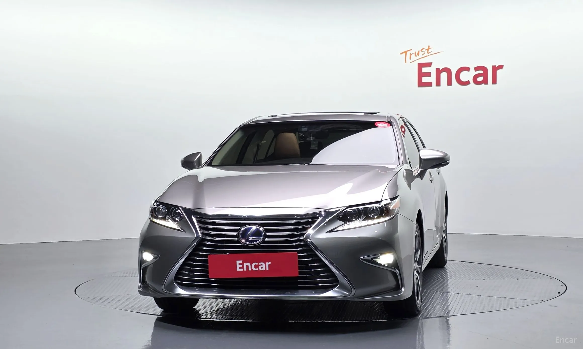 Lexus New ES300h превью 3