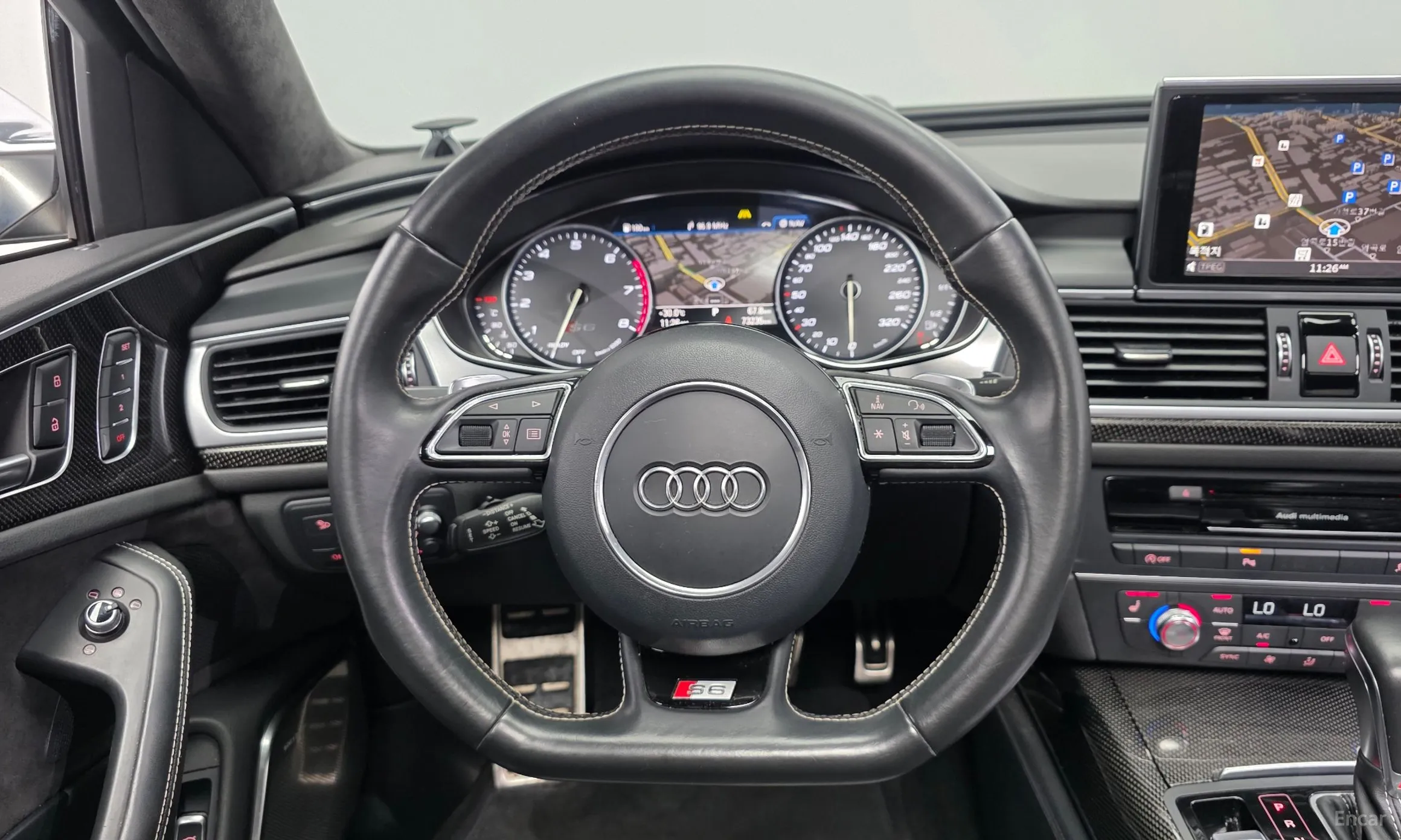 Audi S6 превью 13