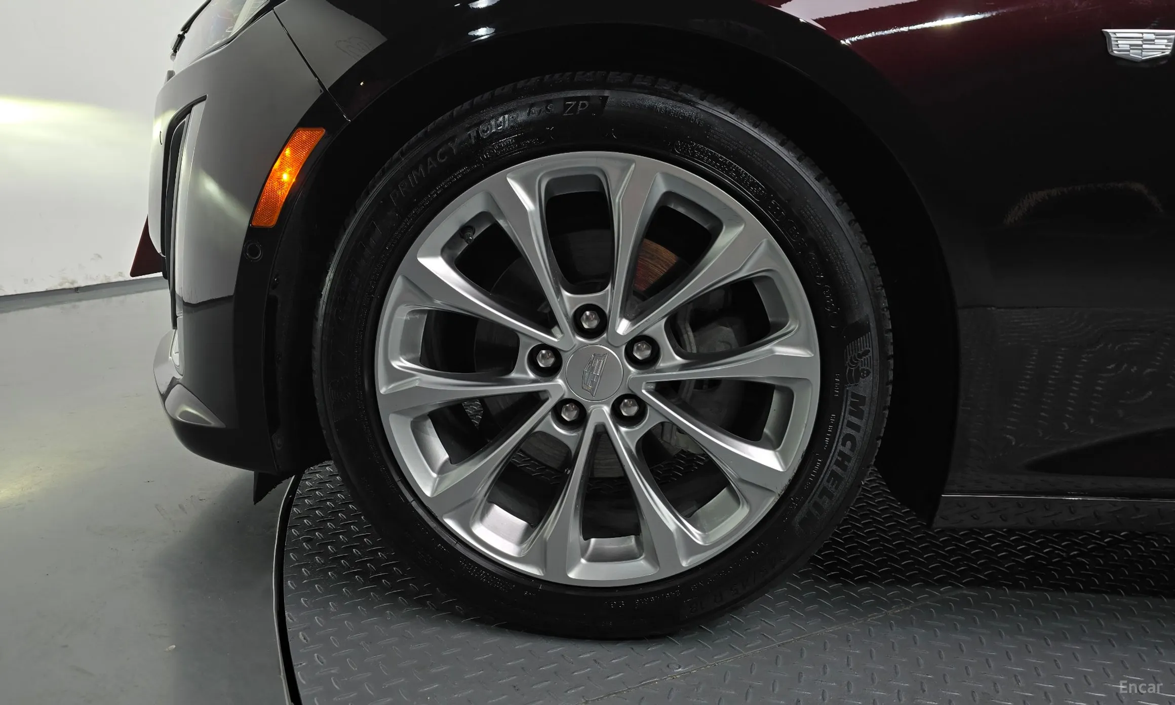 Cadillac CT5 превью 5