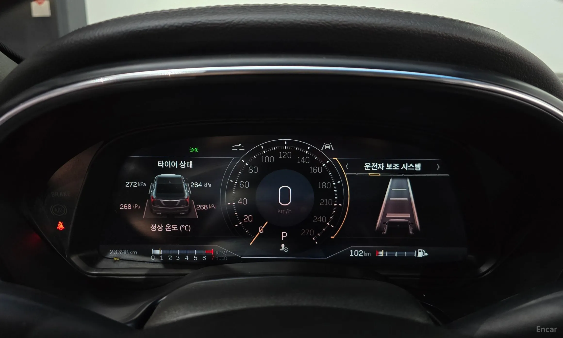 Cadillac CT5 превью 8