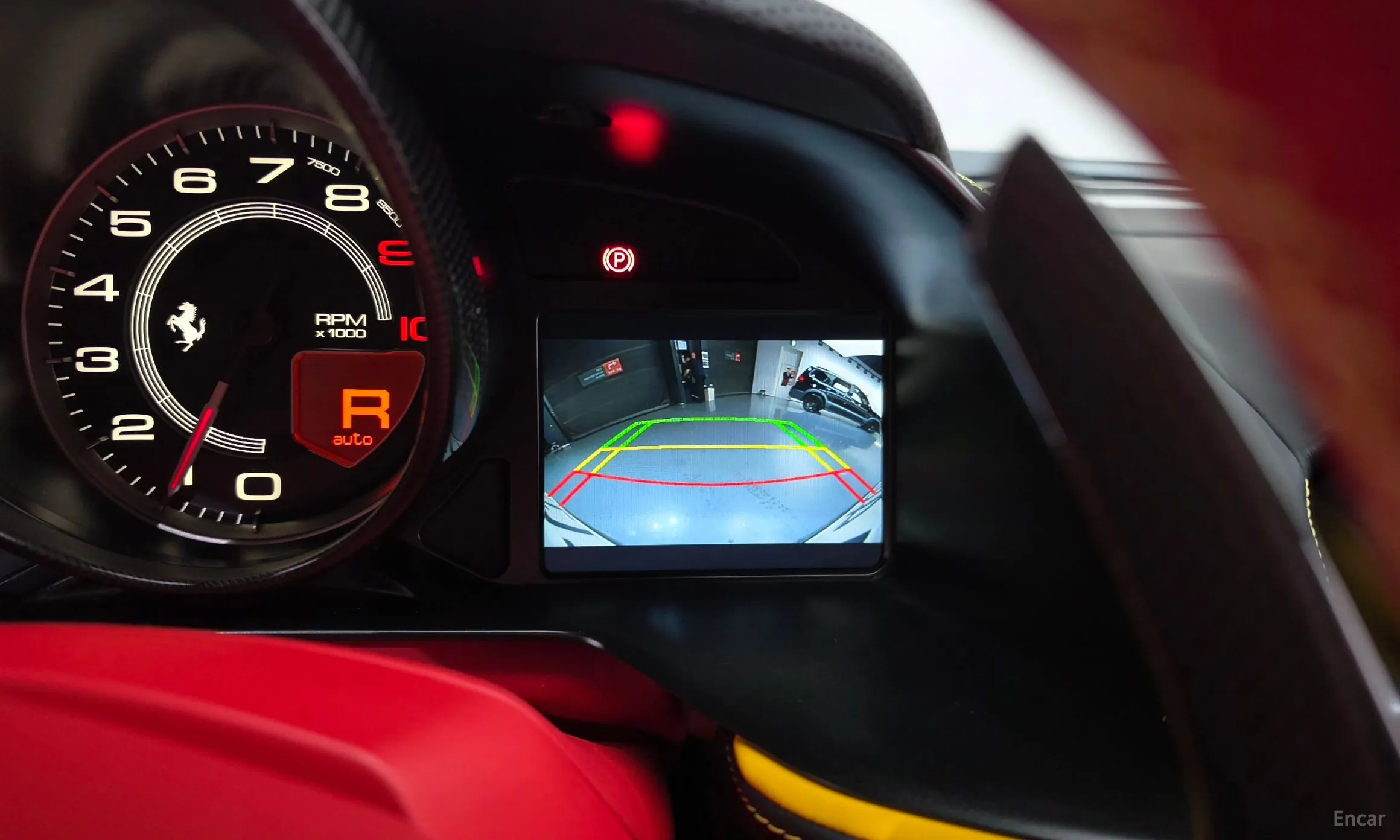 Ferrari 812 Superfast превью 17