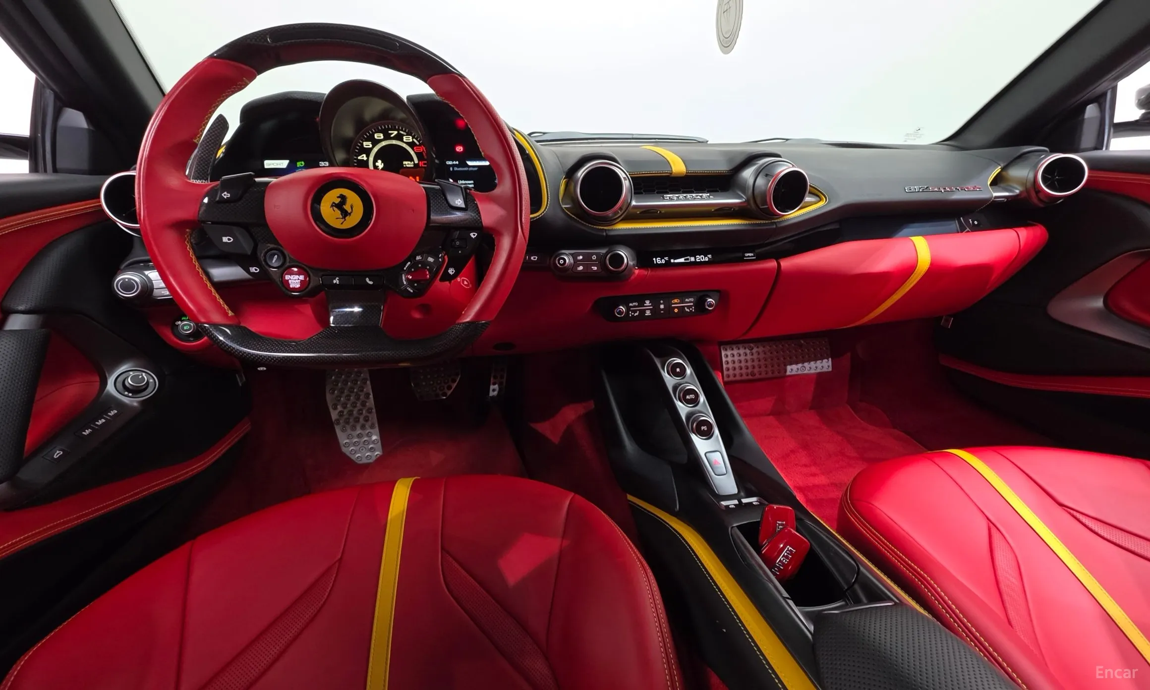 Ferrari 812 Superfast превью 7