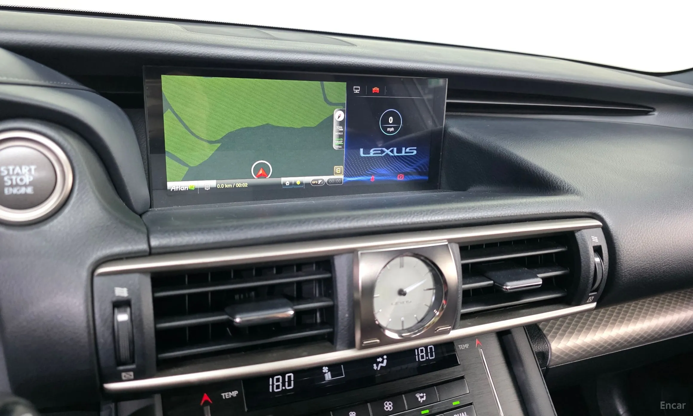 Lexus New IS300 превью 14