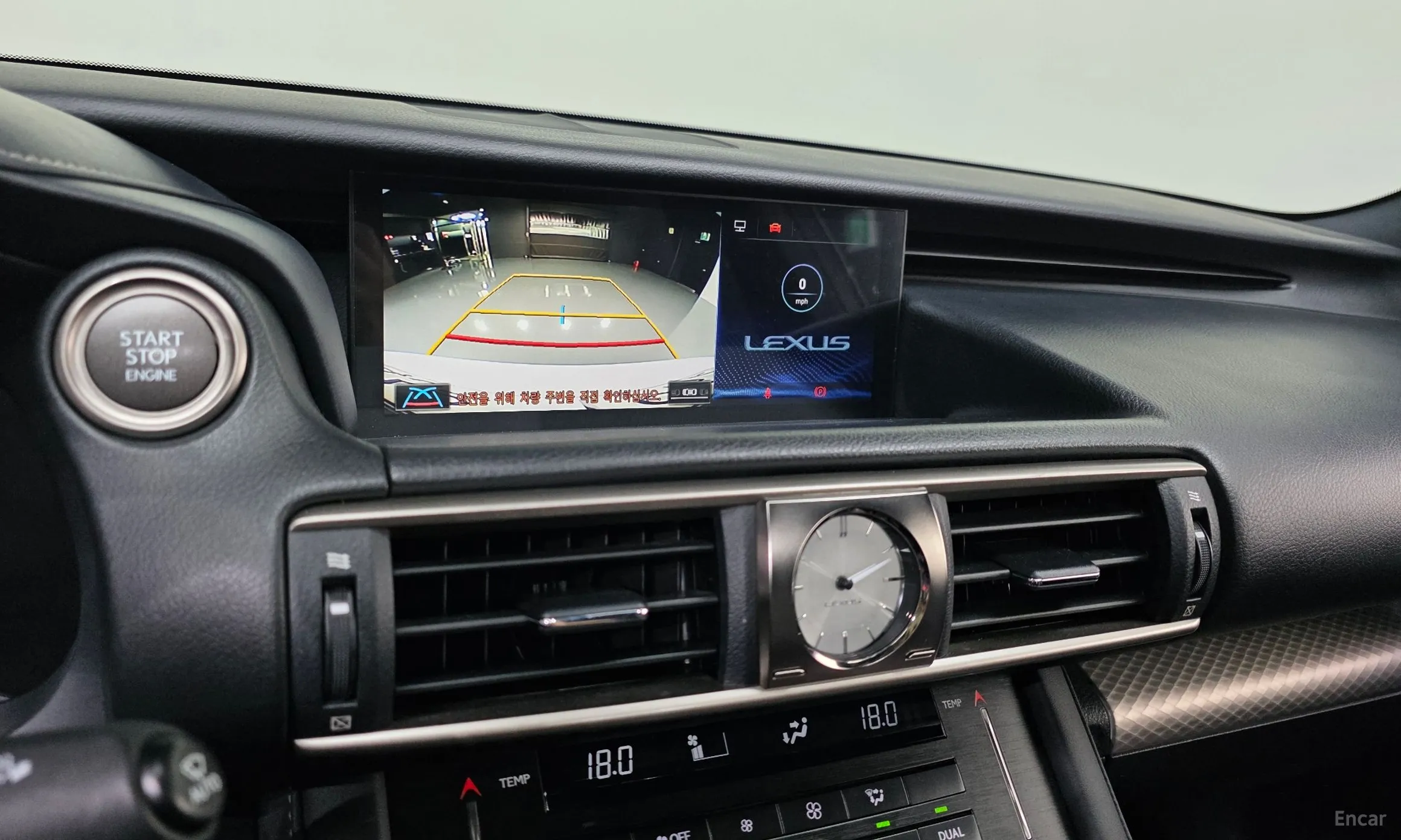 Lexus New IS300 превью 16