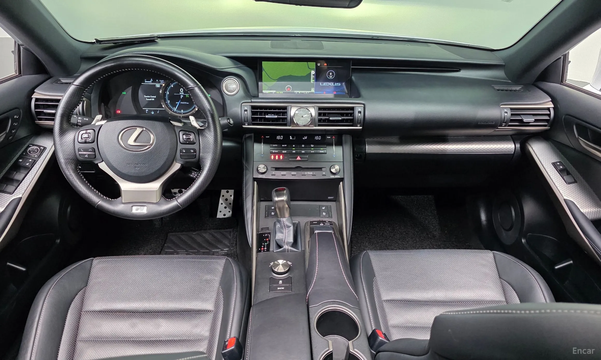 Lexus New IS300 превью 7