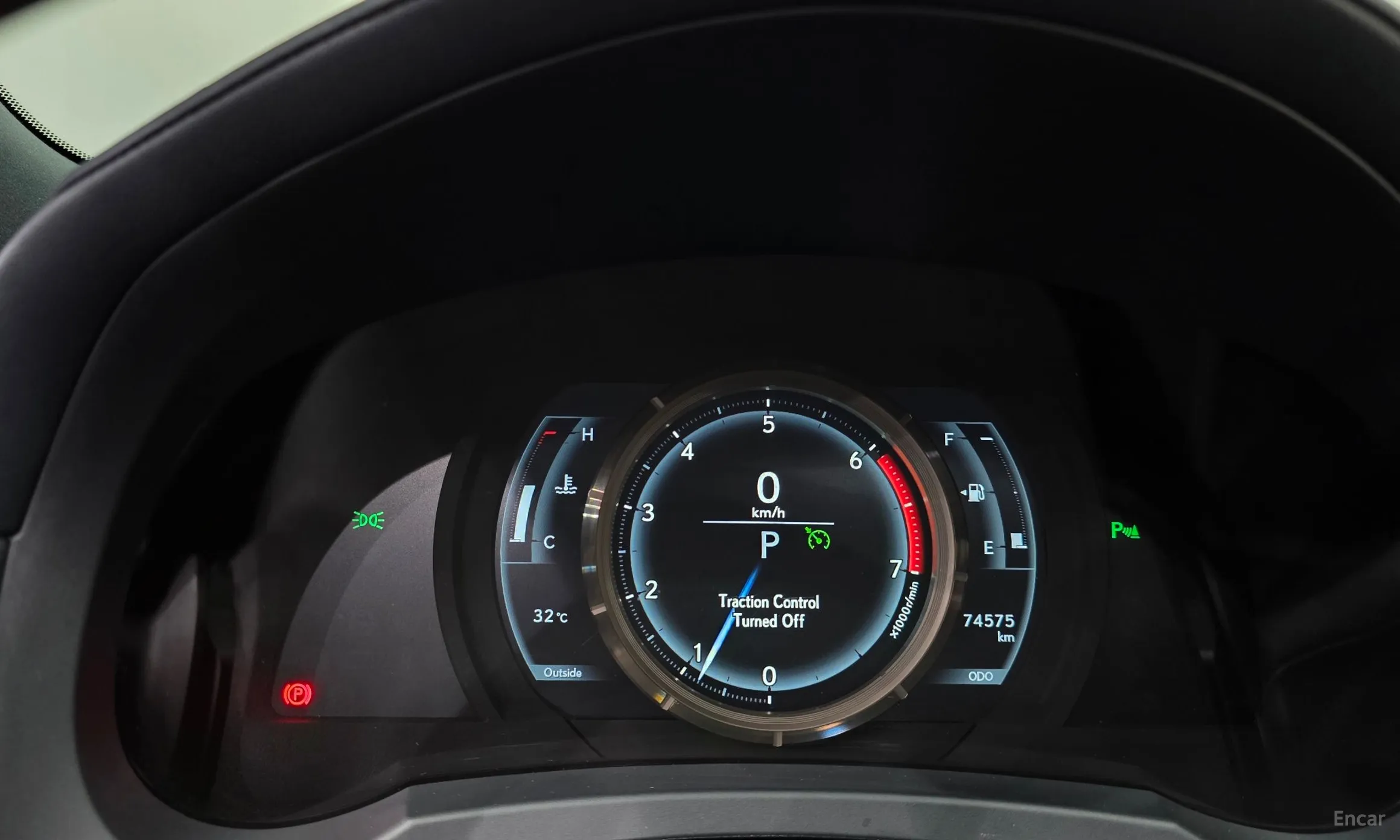 Lexus New IS300 превью 8