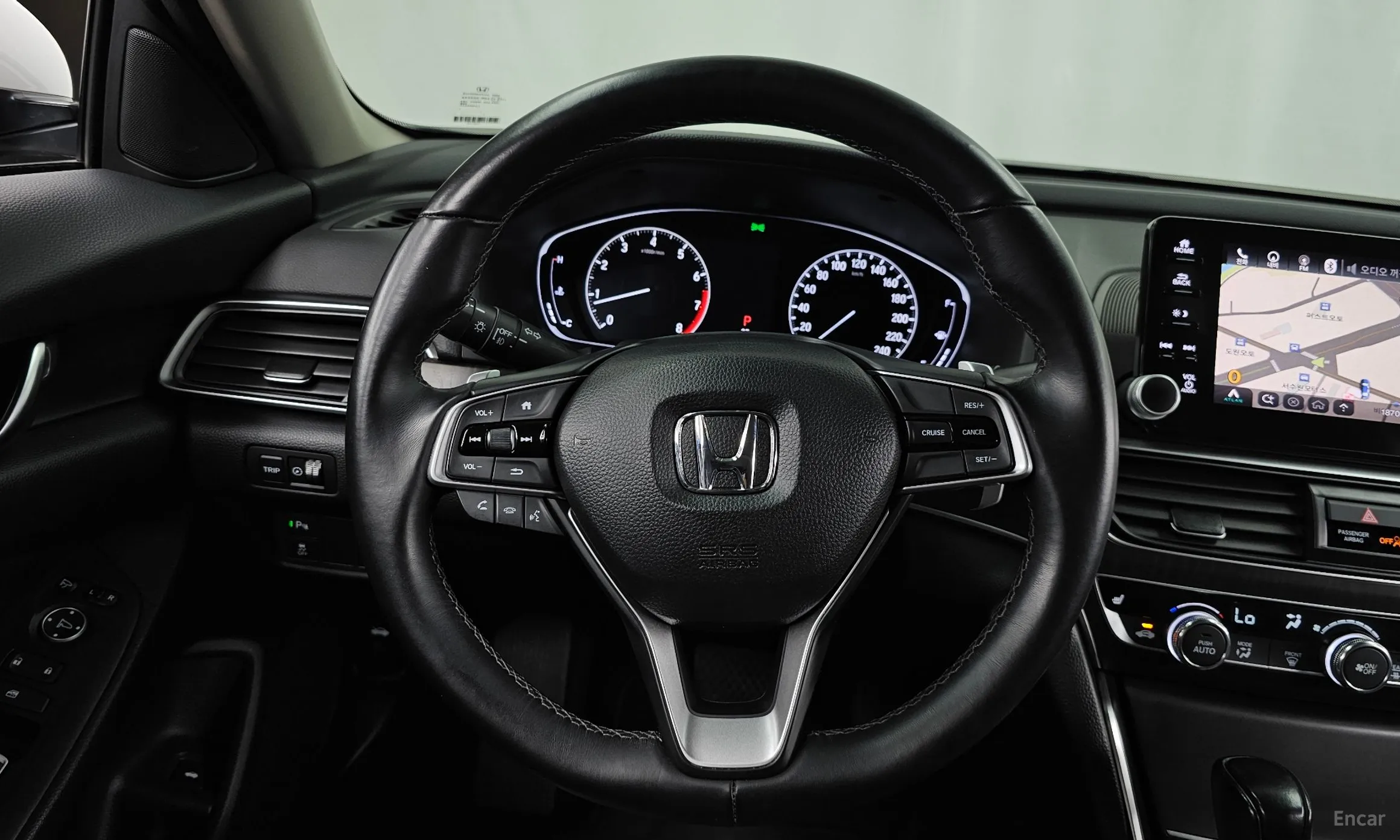 Honda Accord 10th Generation превью 13