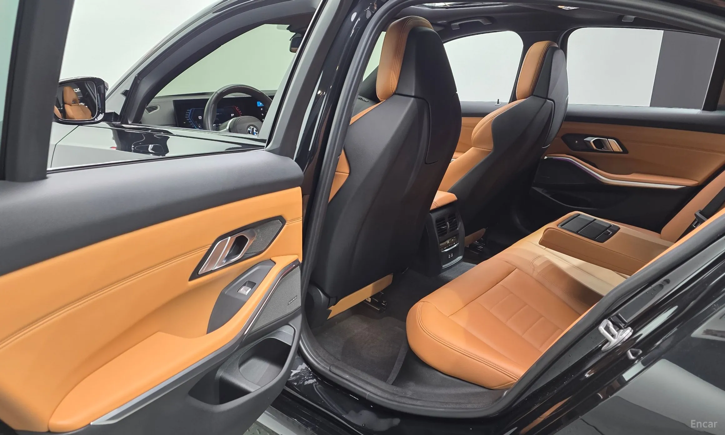 BMW 3 Series (G20) превью 12