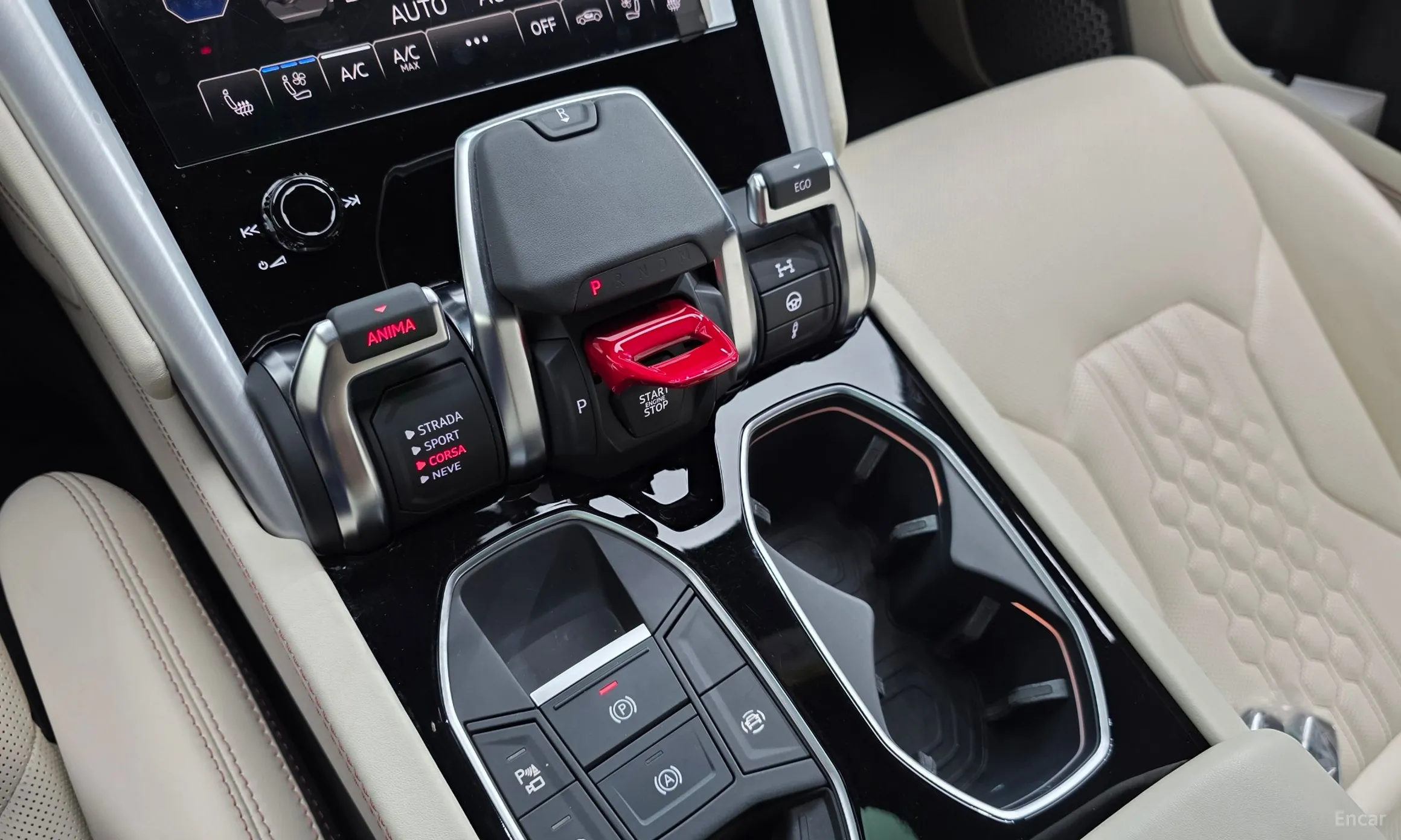 Lamborghini Urus превью 9