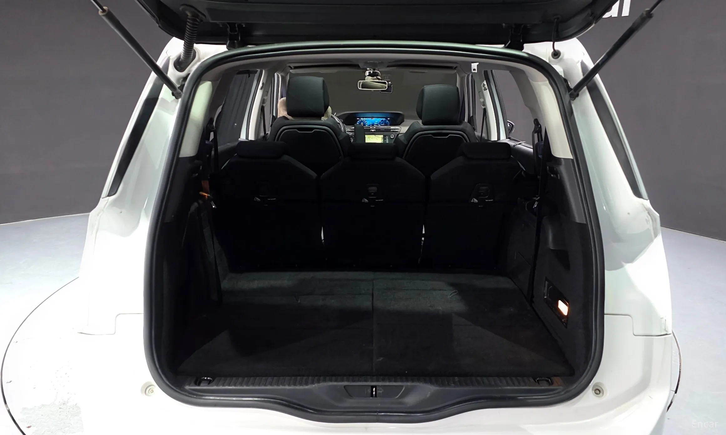 Citroën/DS Grand C4 Picasso превью 20