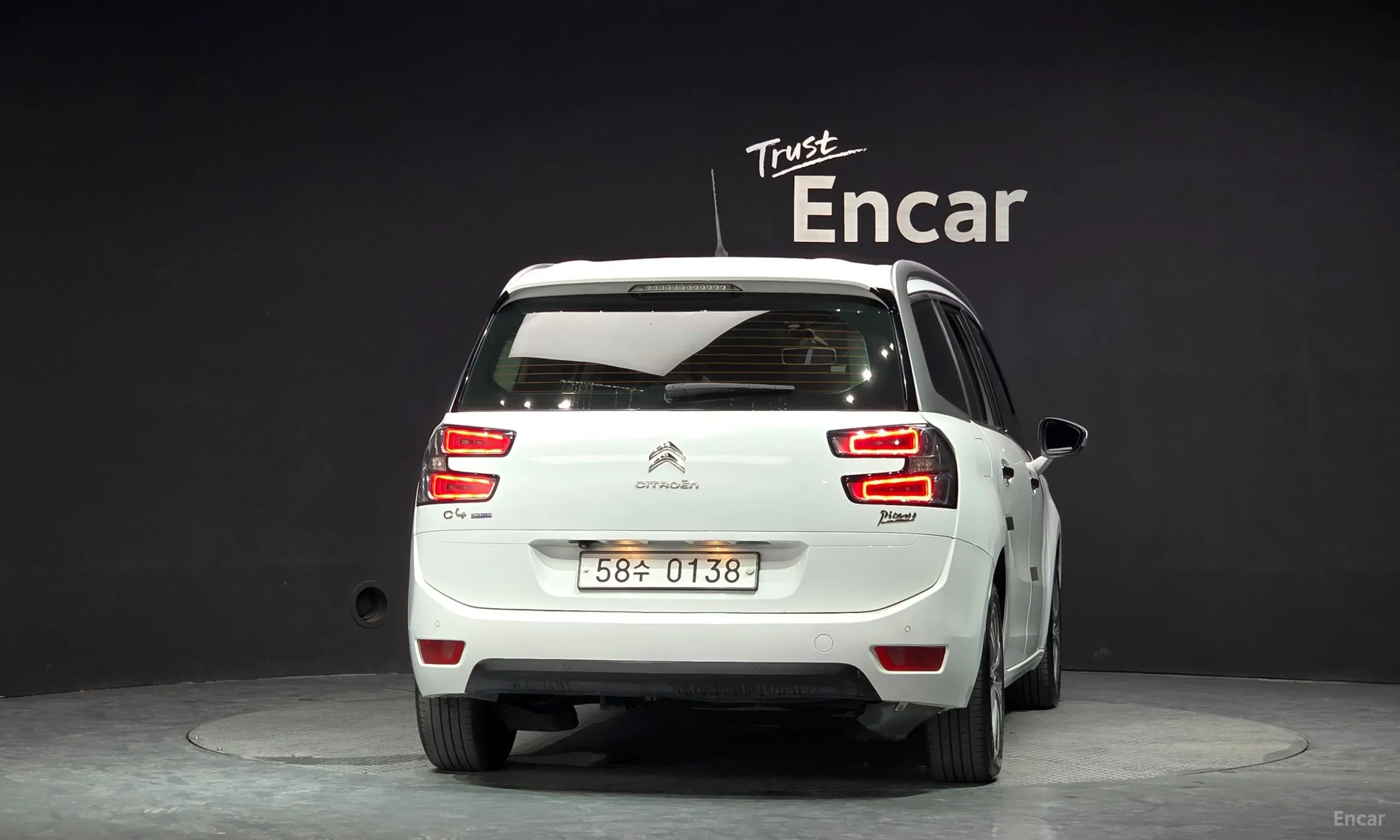 Citroën/DS Grand C4 Picasso превью 4