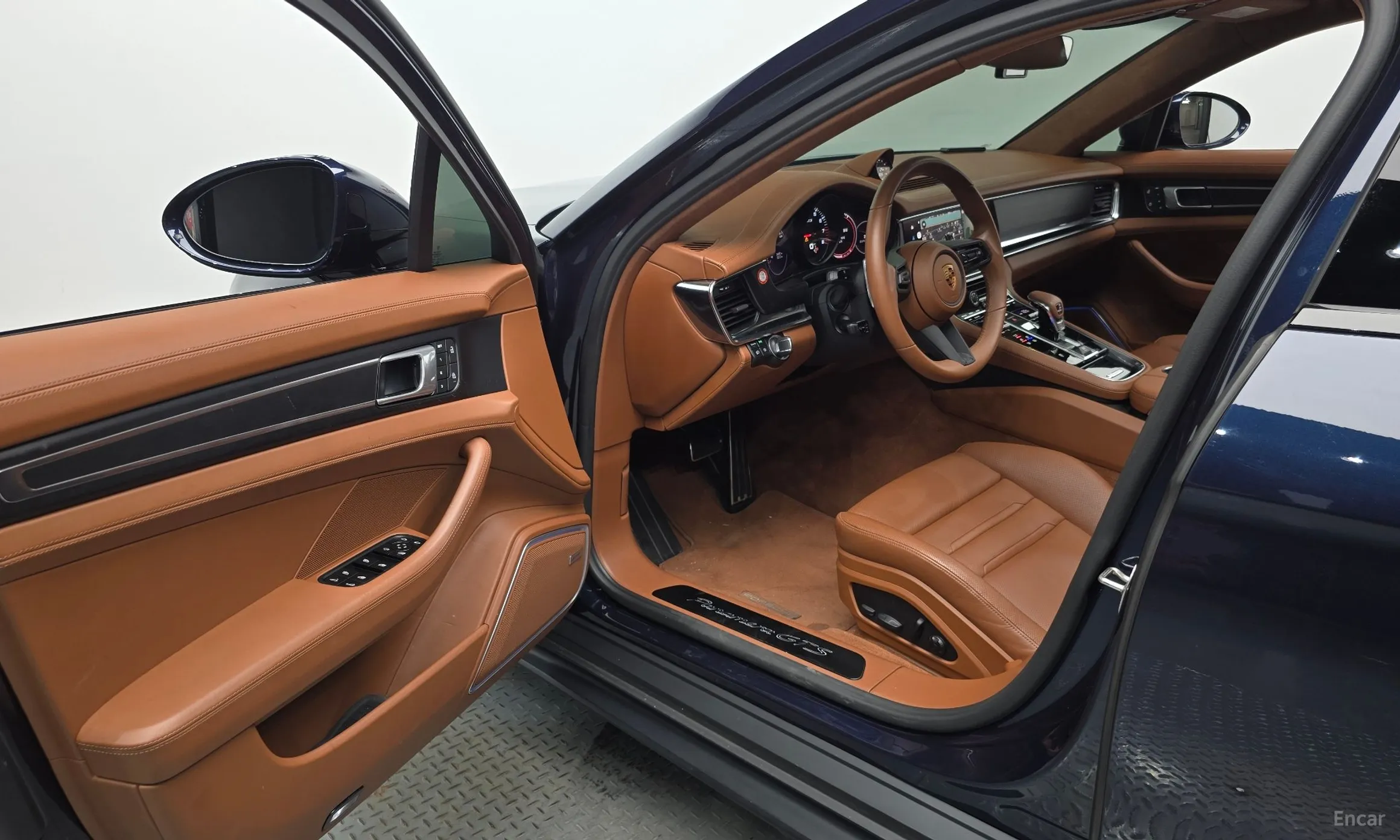 Porsche Panamera (971) превью 10
