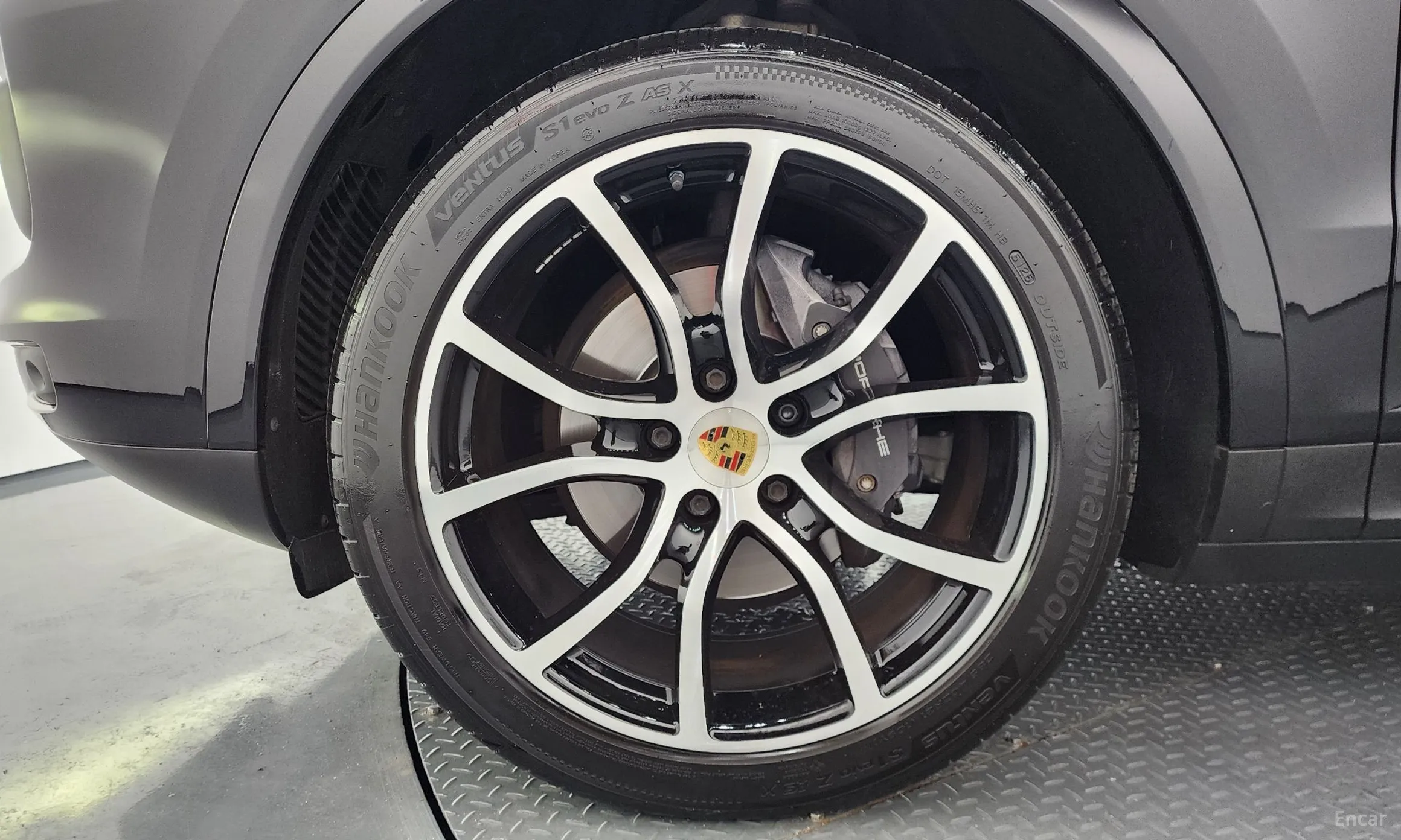 Porsche Cayenne (PO536) превью 5