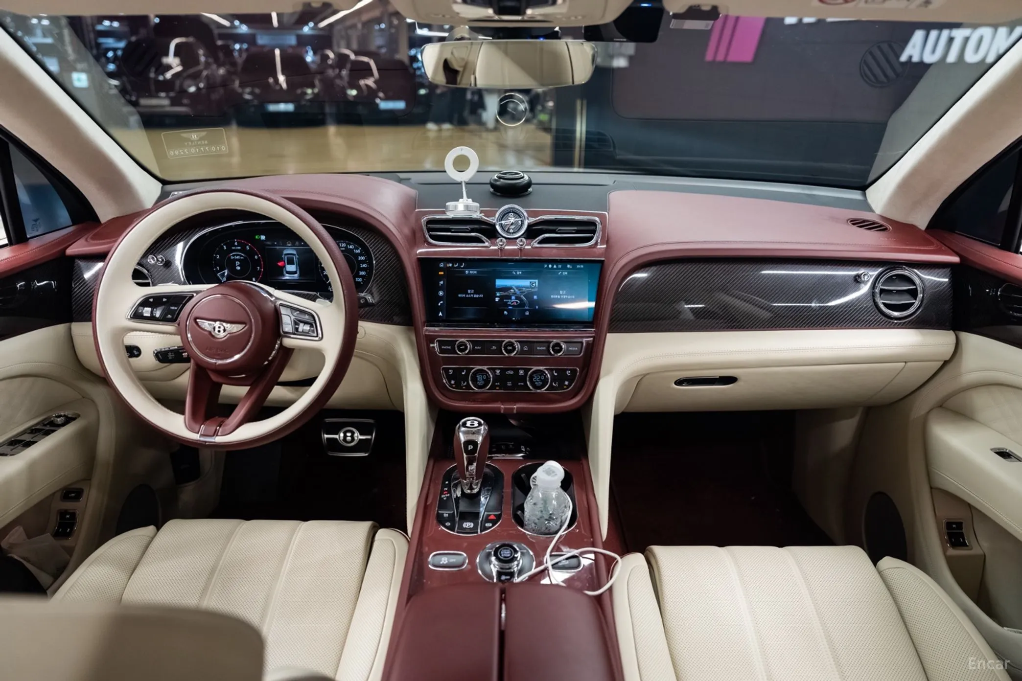 Bentley Bentayga превью 5