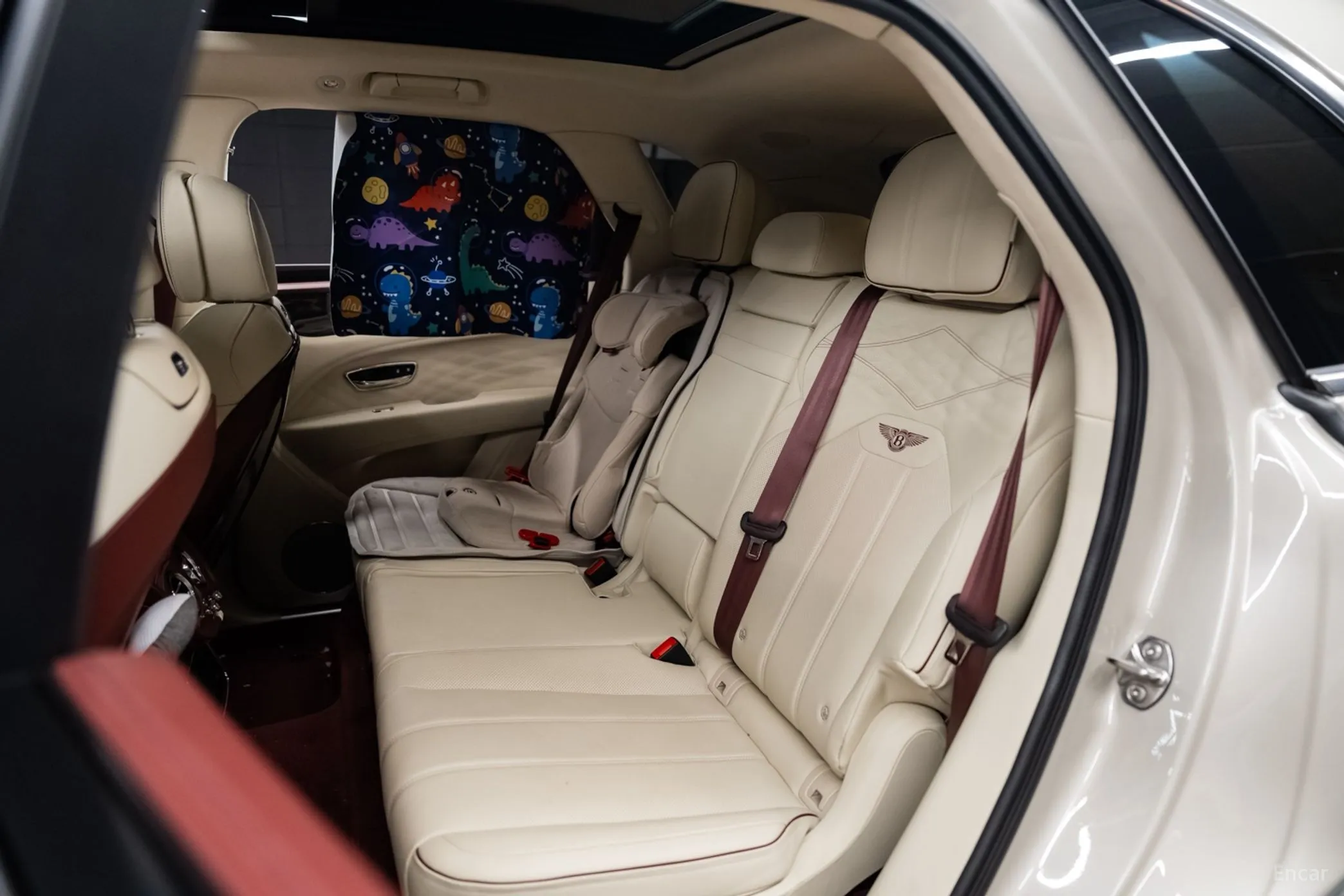 Bentley Bentayga превью 7