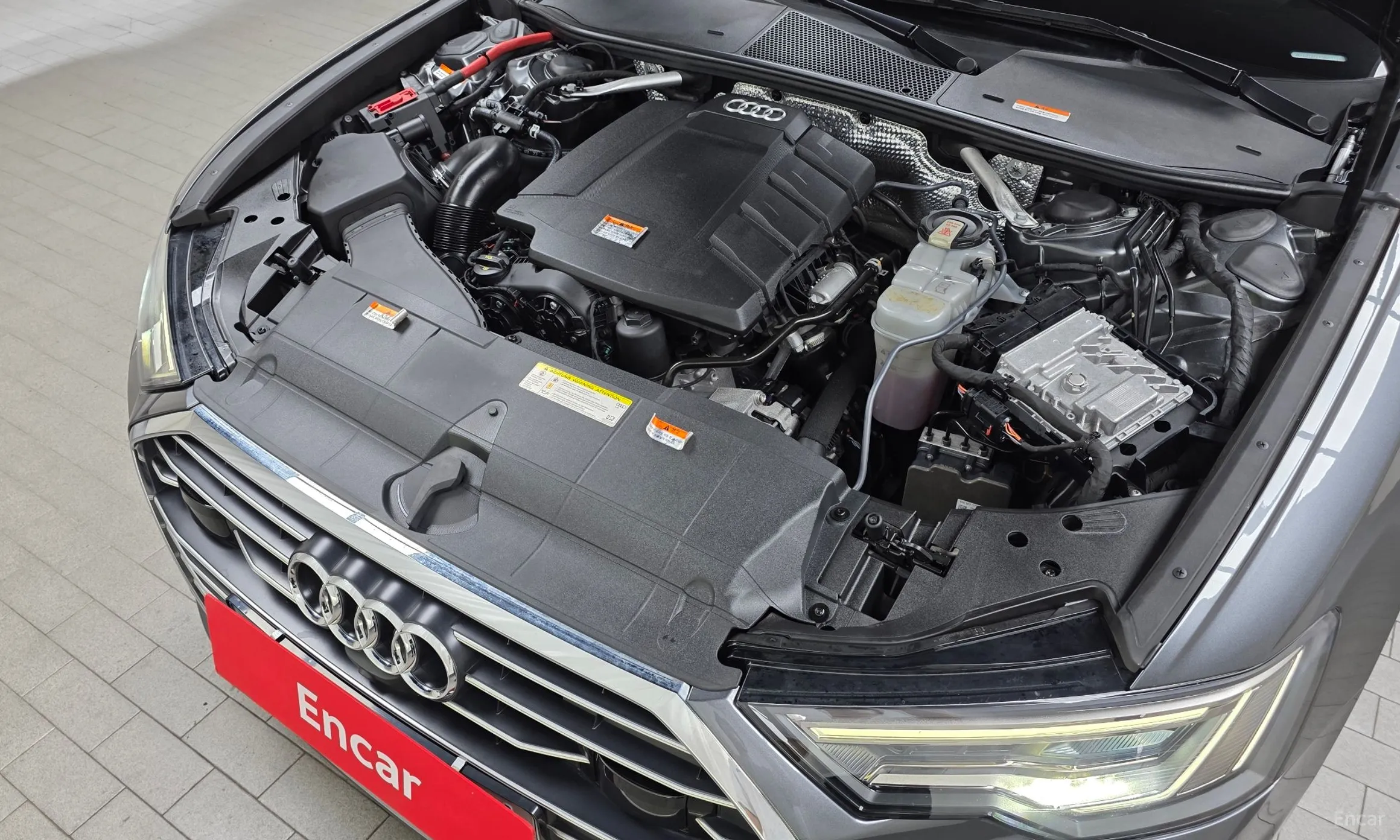 Audi A6 (C8) превью 6