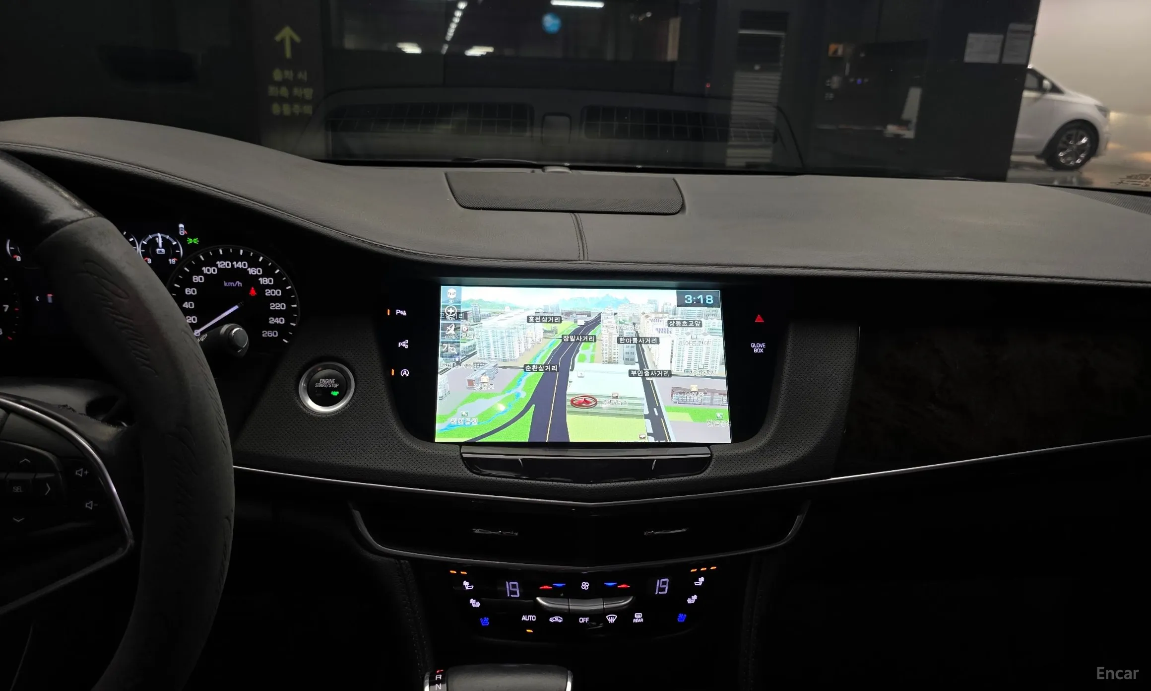 Cadillac CT6 превью 14