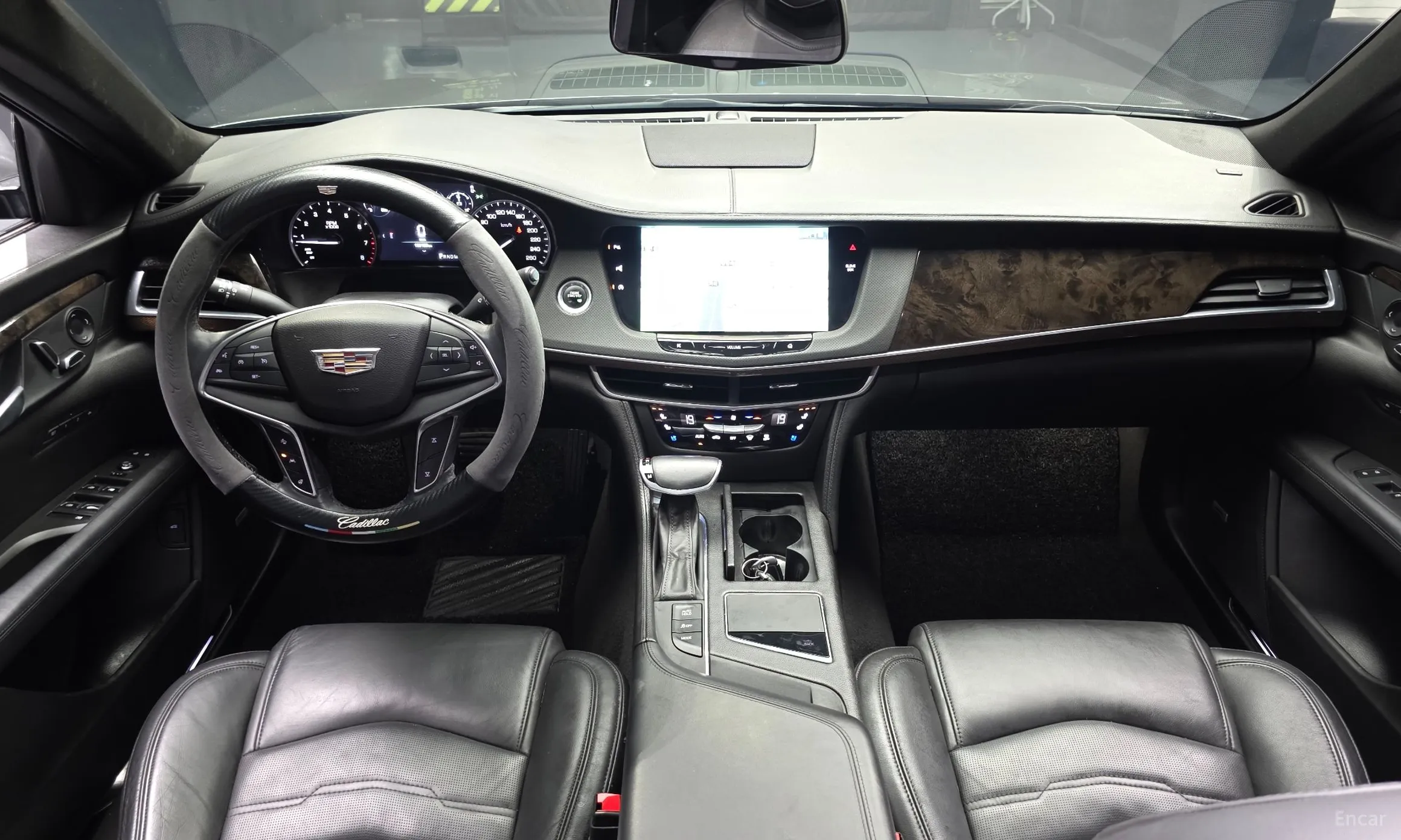 Cadillac CT6 превью 7