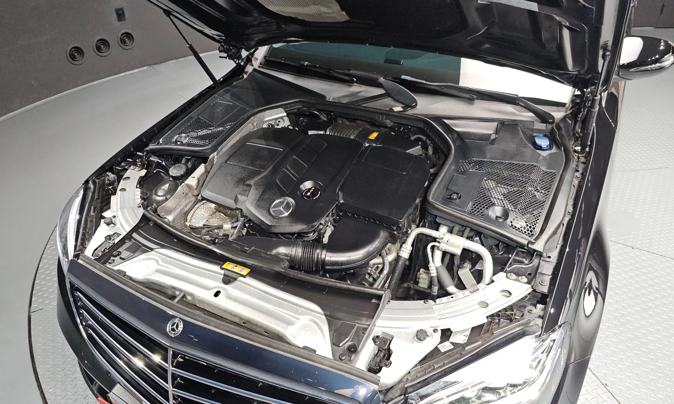 Mercedes Benz C-Class W205 превью 6