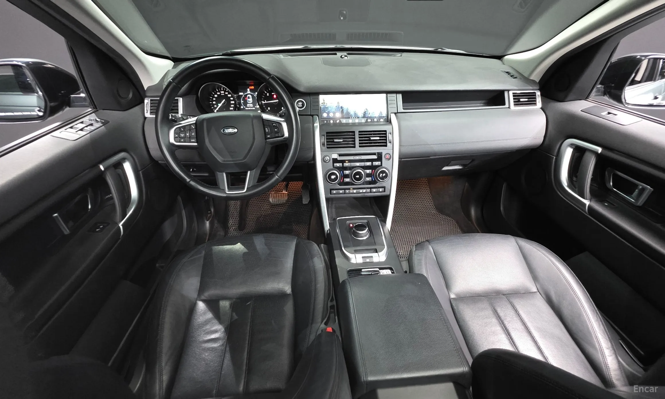 Land Rover Discovery Sports превью 7