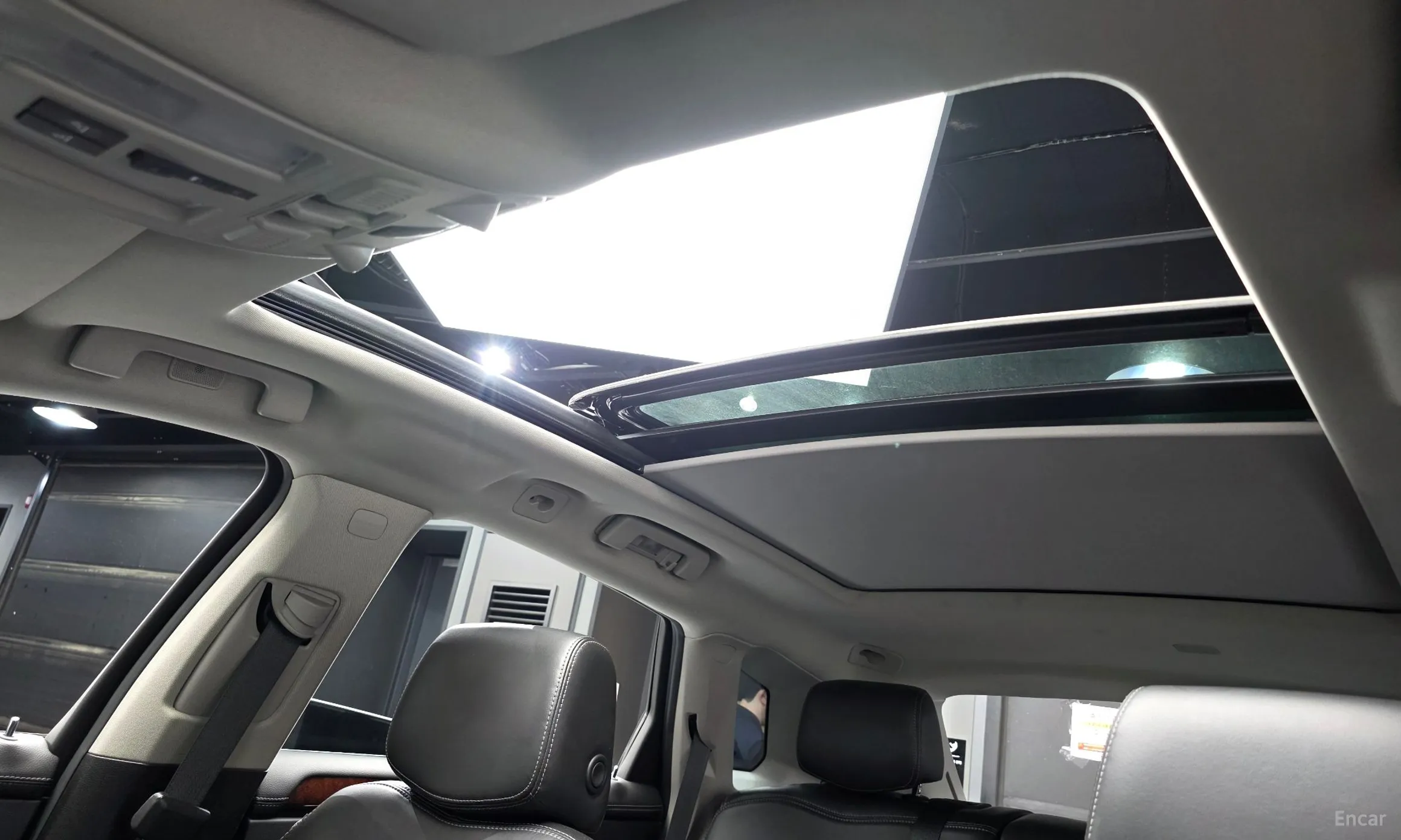 Cadillac All new SRX превью 19