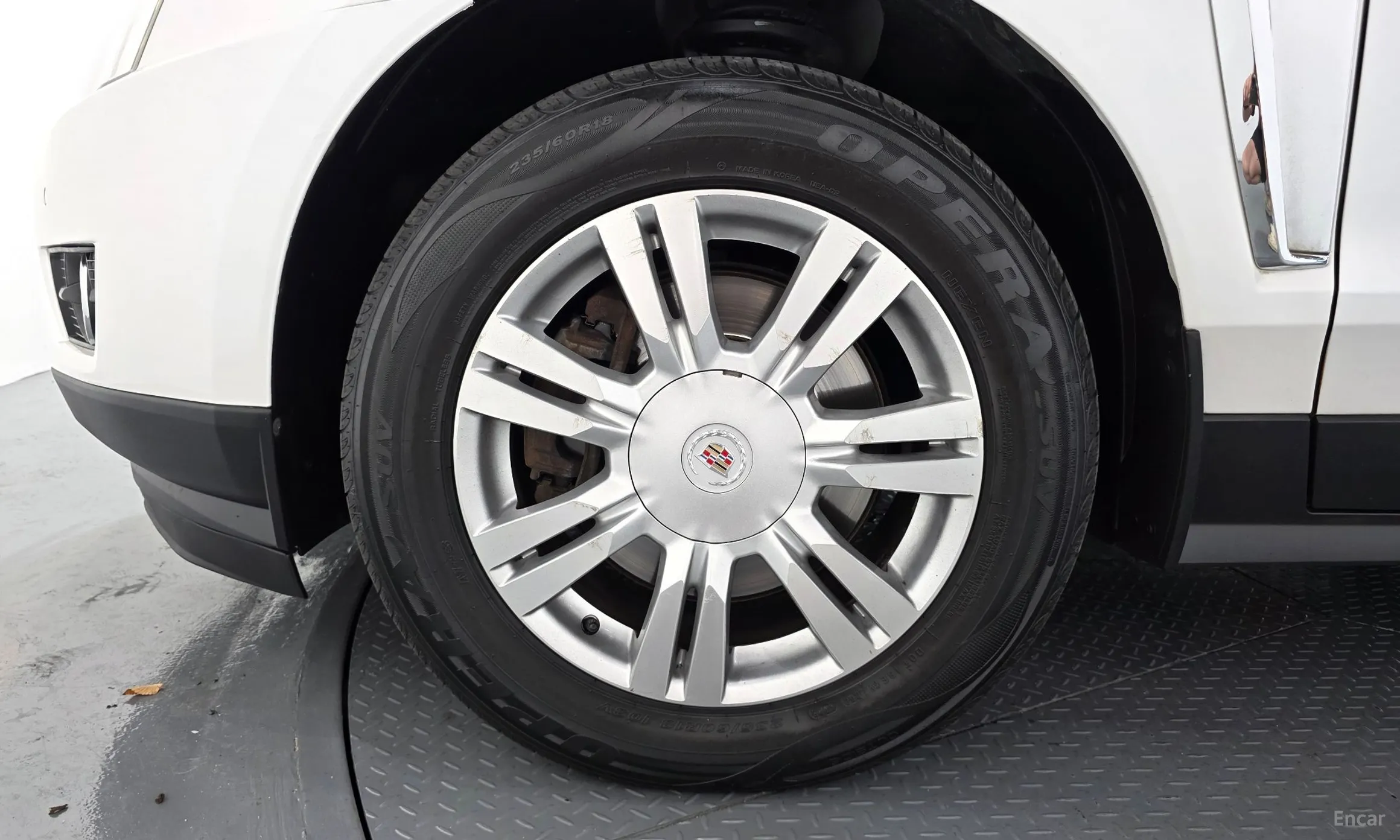 Cadillac All new SRX превью 5