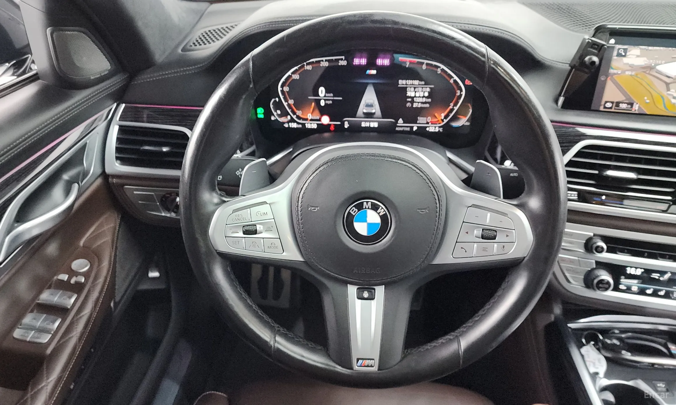 BMW 7 Series (G11) превью 13