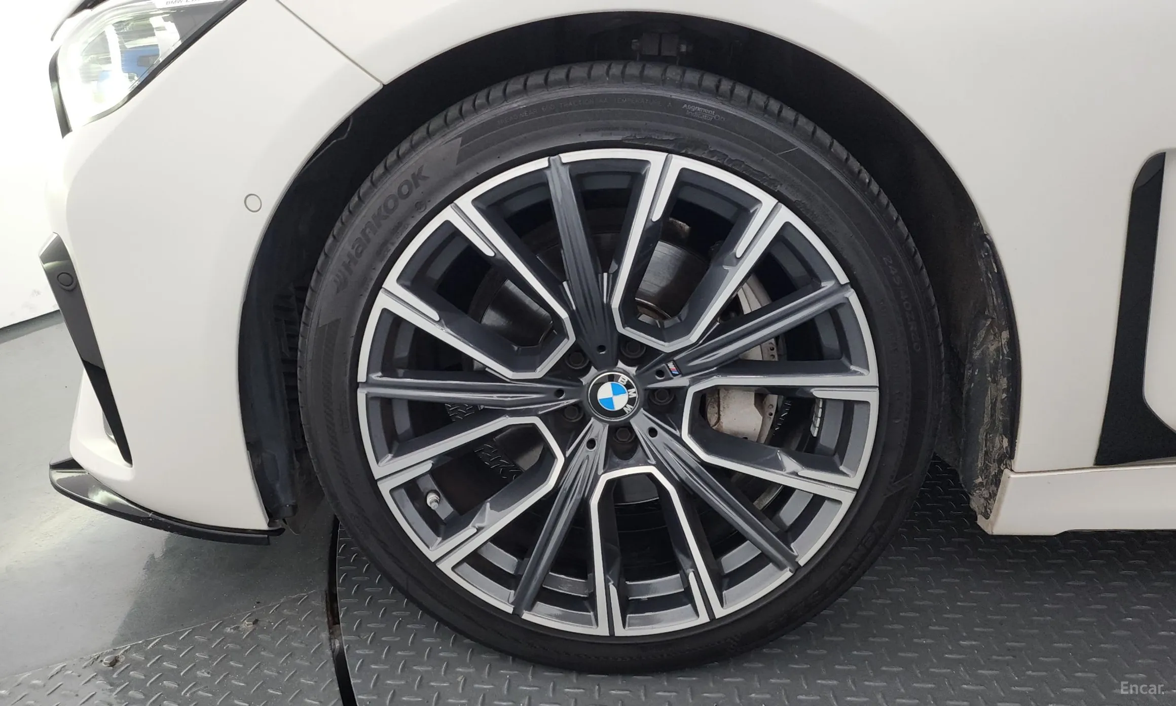BMW 7 Series (G11) превью 5