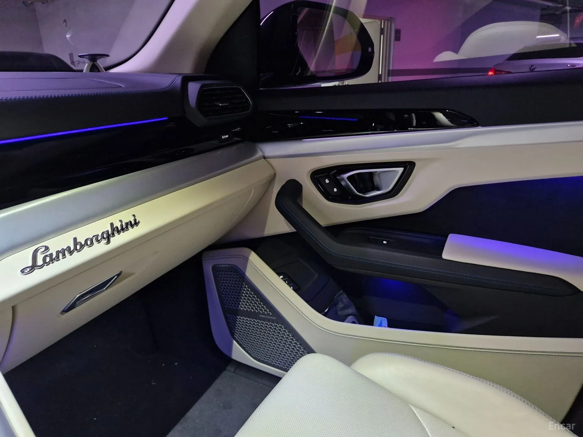 Lamborghini Urus превью 16