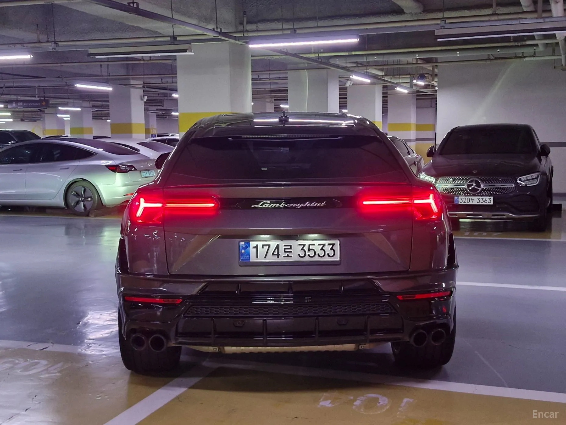 Lamborghini Urus превью 4