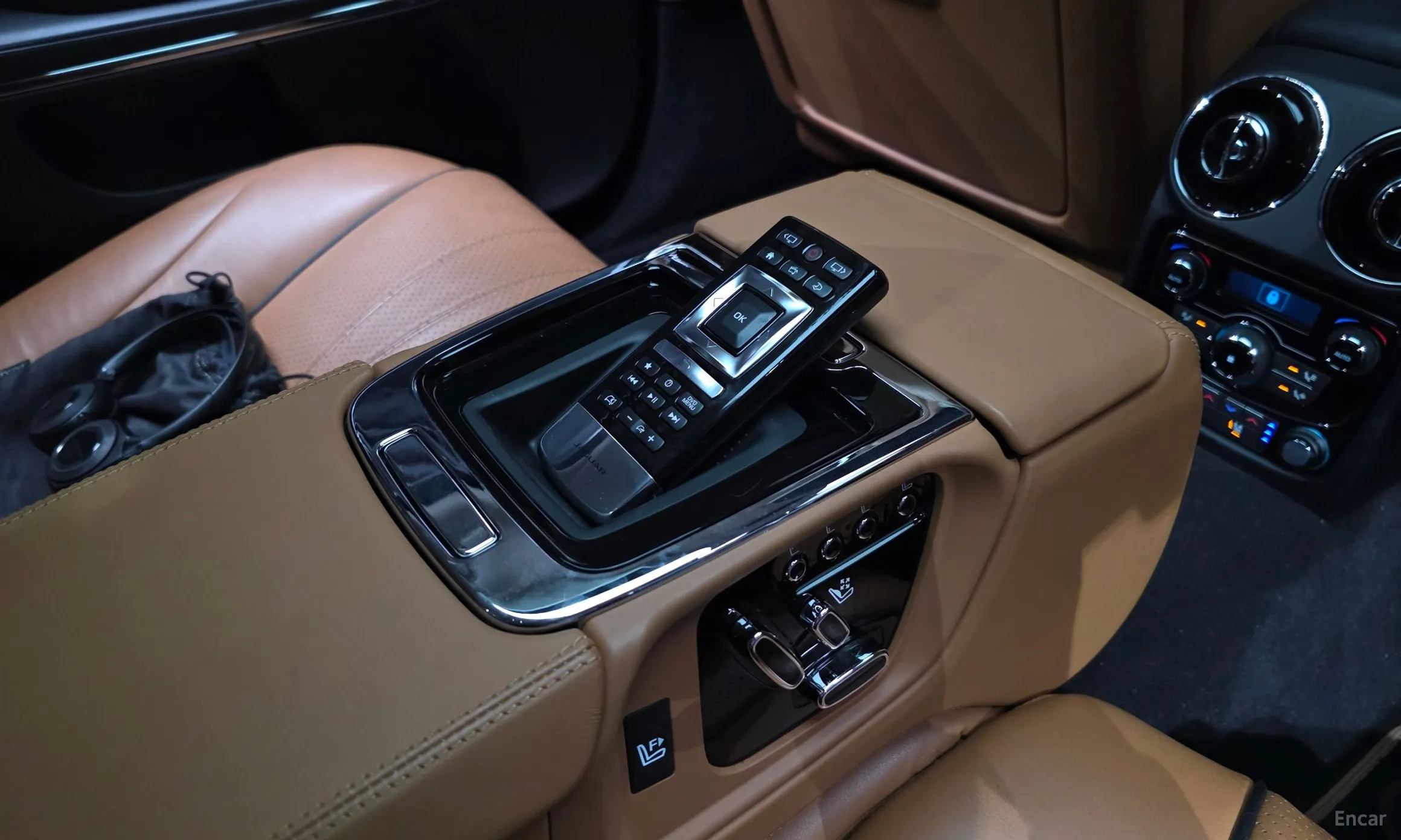 Jaguar All New XJ превью 19