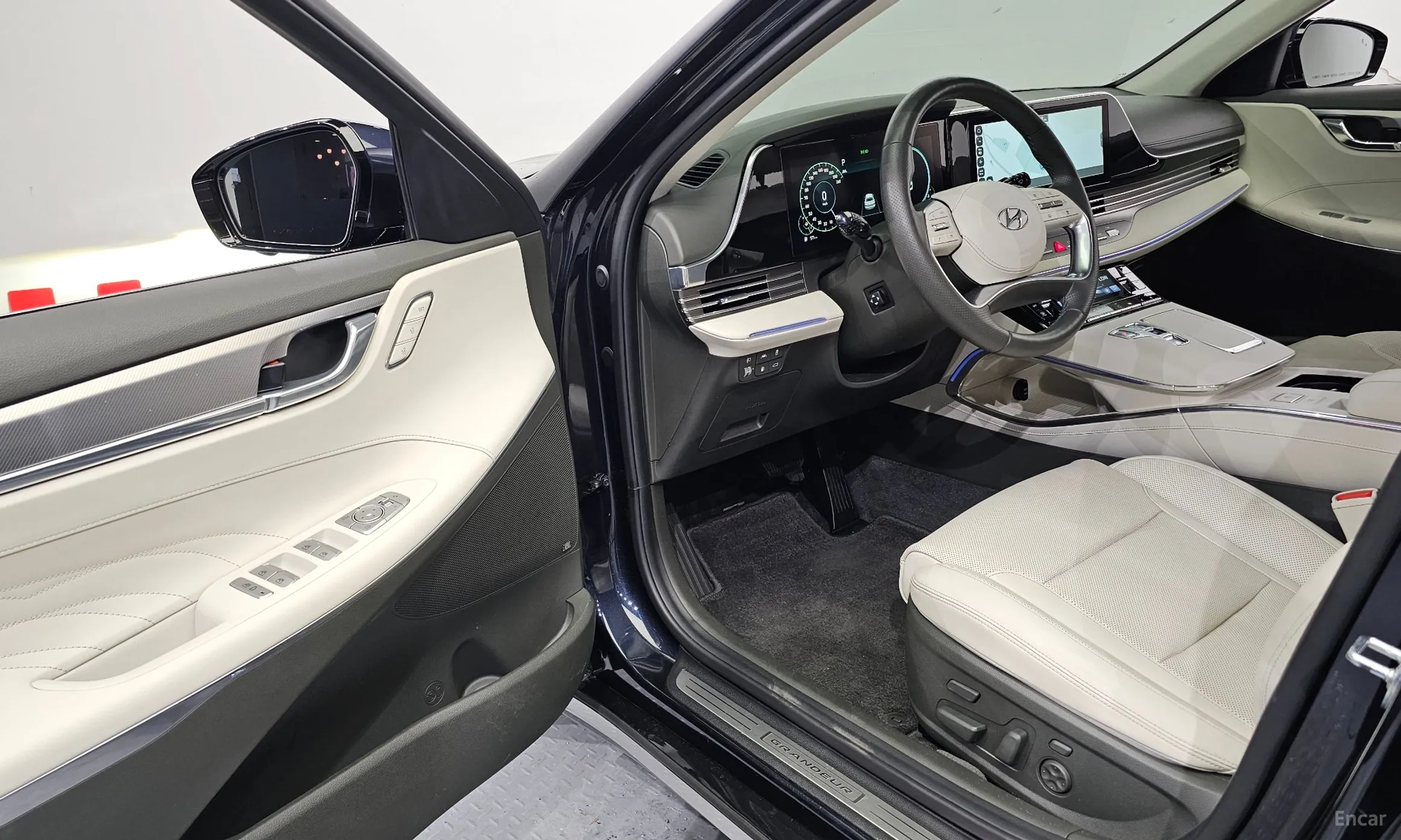 Hyundai Grandeur IG превью 10