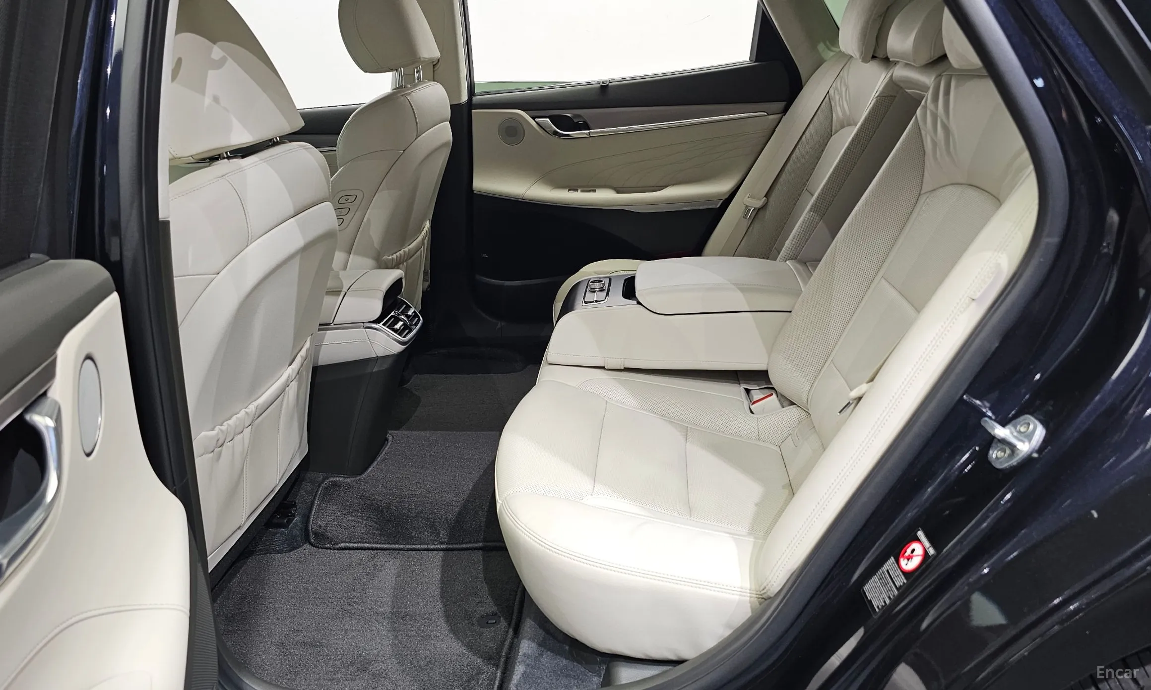 Hyundai Grandeur IG превью 12