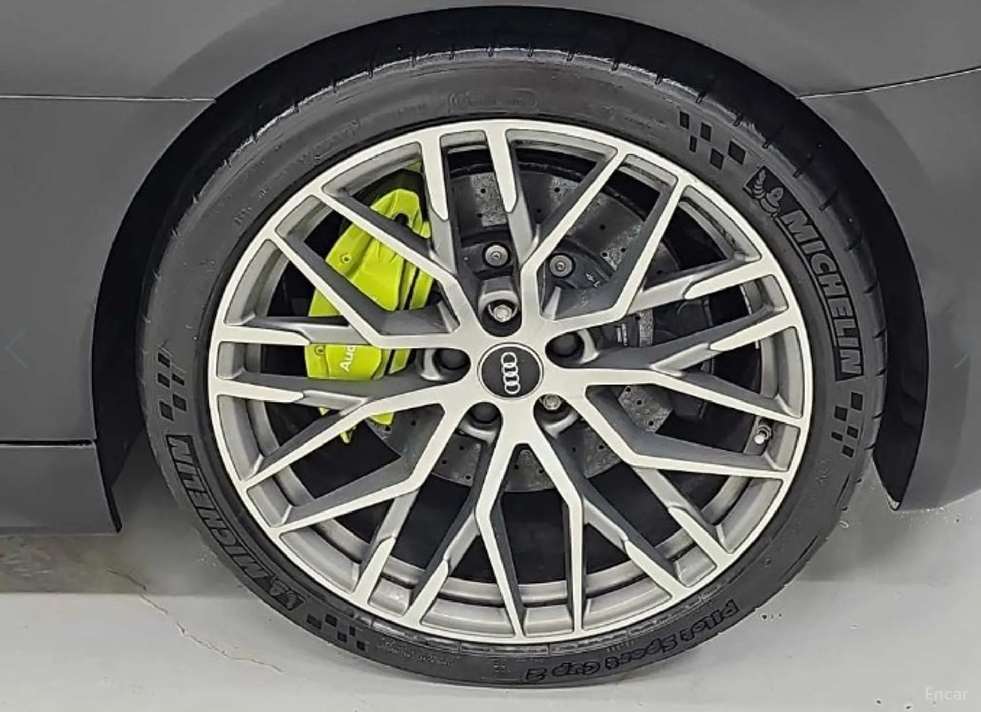 Audi R8 (4S) превью 20