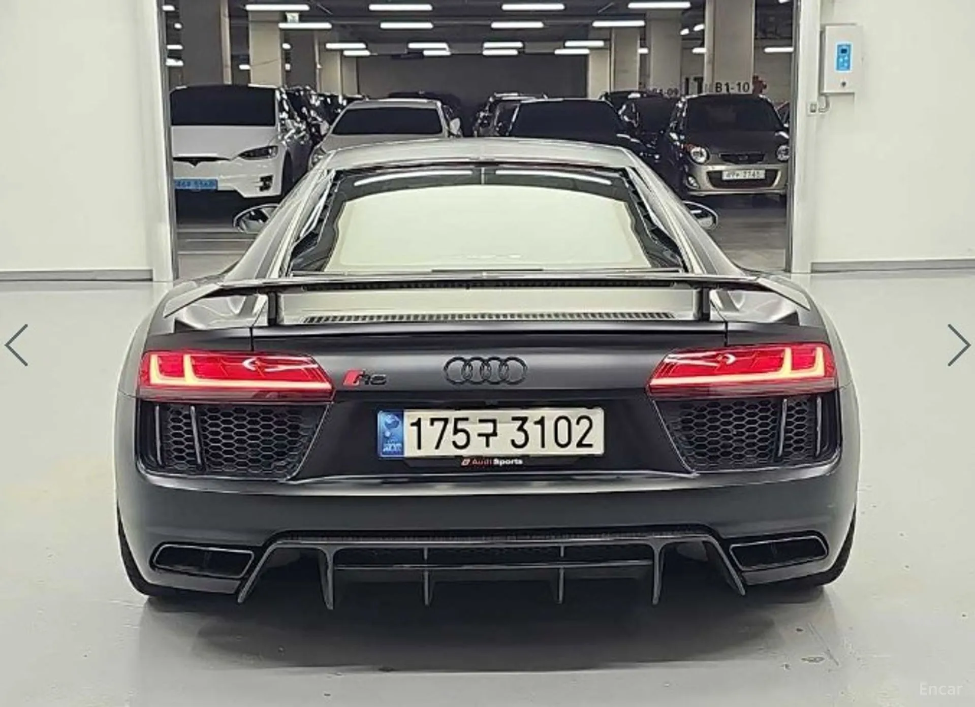 Audi R8 (4S) превью 3