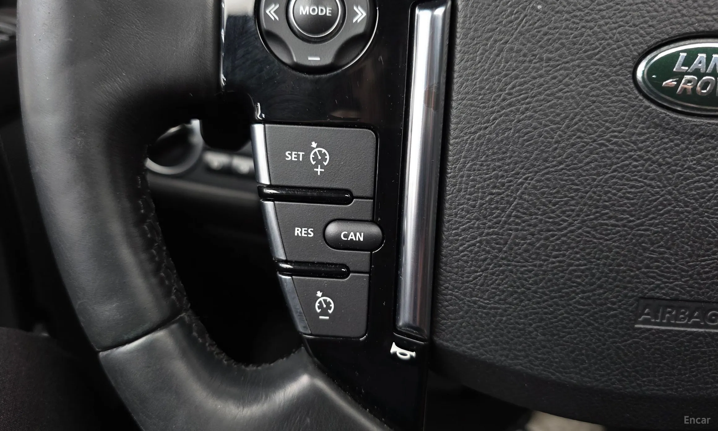 Land Rover Discovery 4 превью 16
