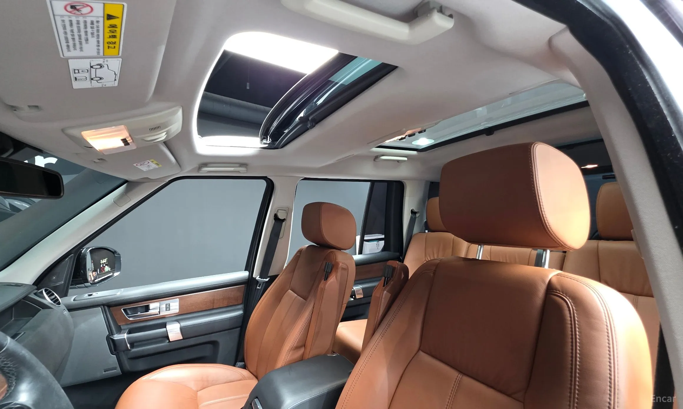 Land Rover Discovery 4 превью 18