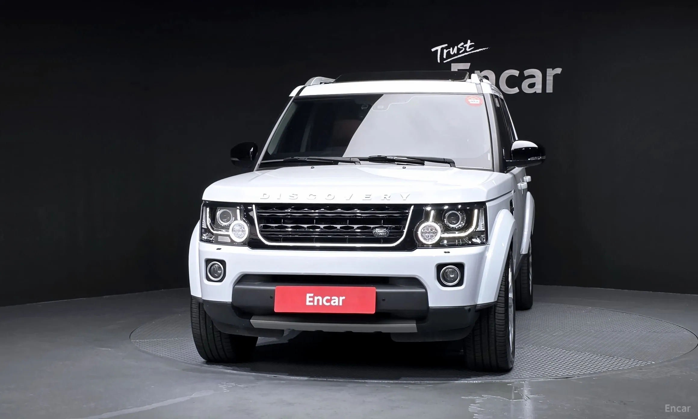 Land Rover Discovery 4 превью 3