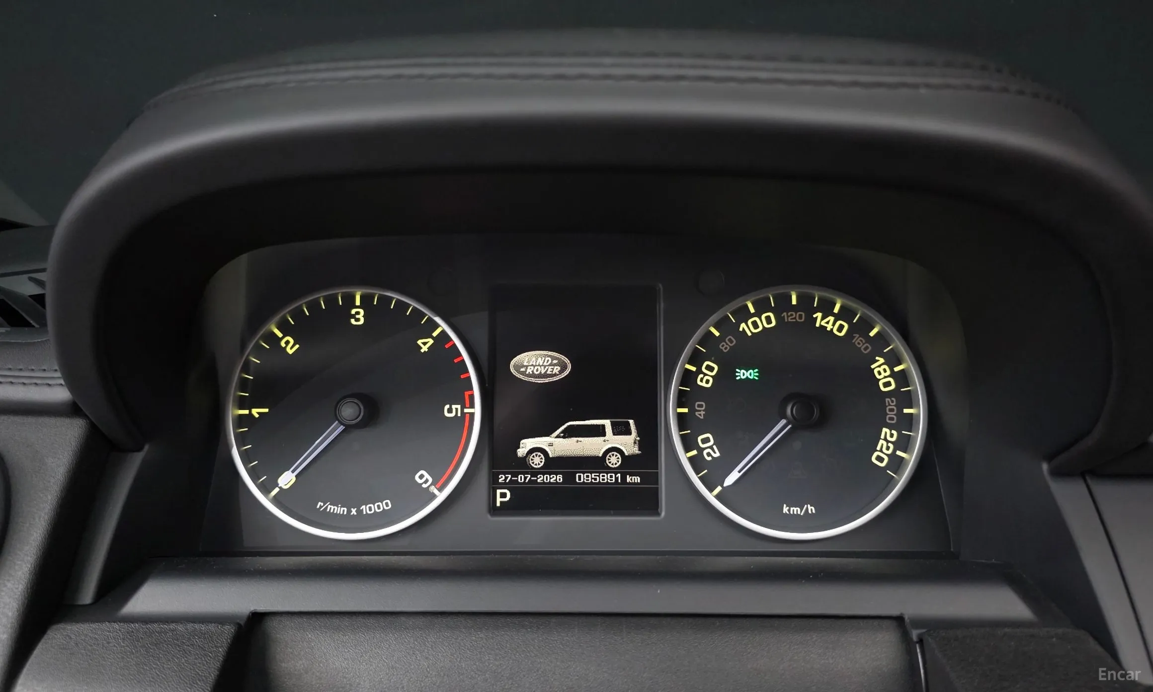 Land Rover Discovery 4 превью 8