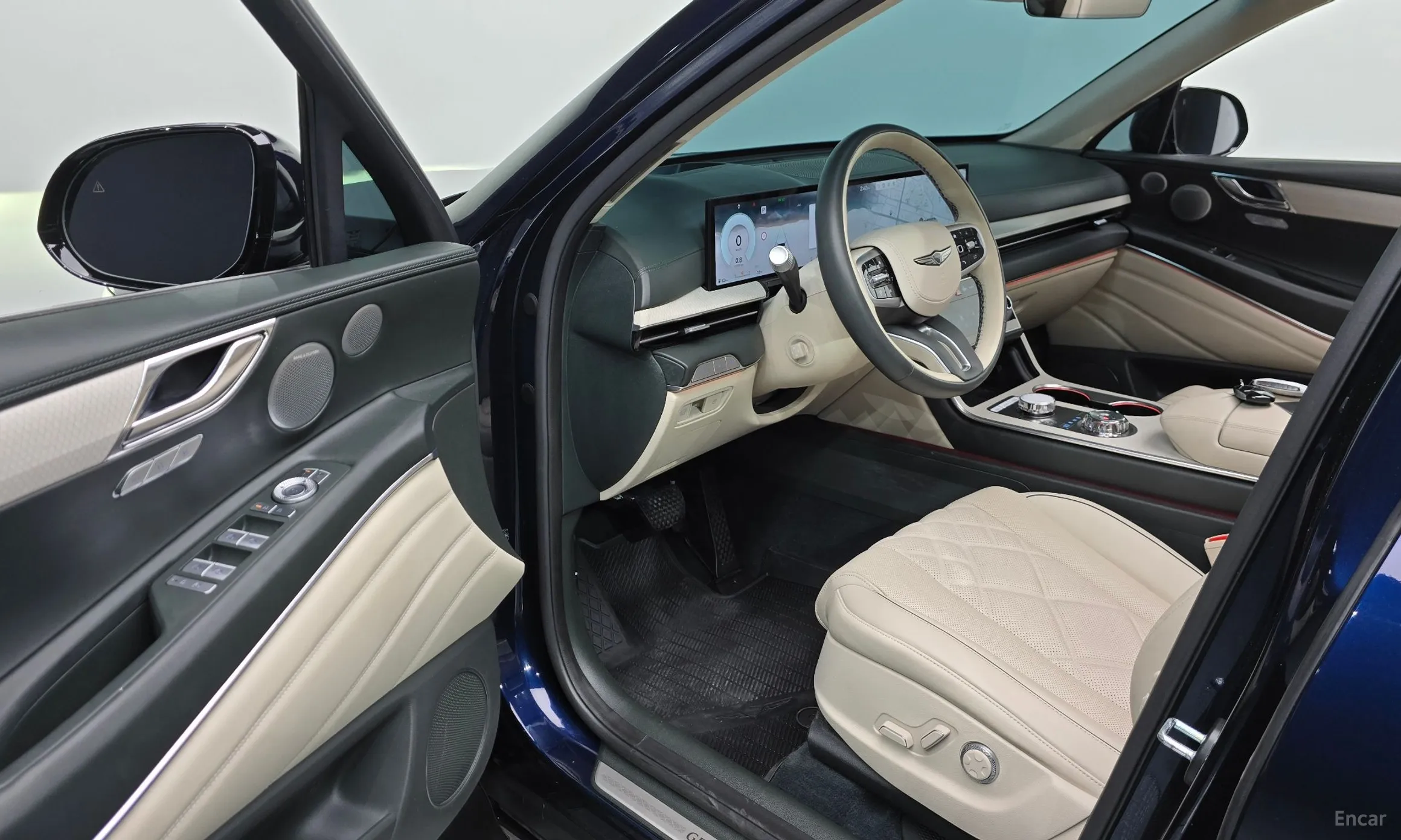 Genesis GV80 превью 10