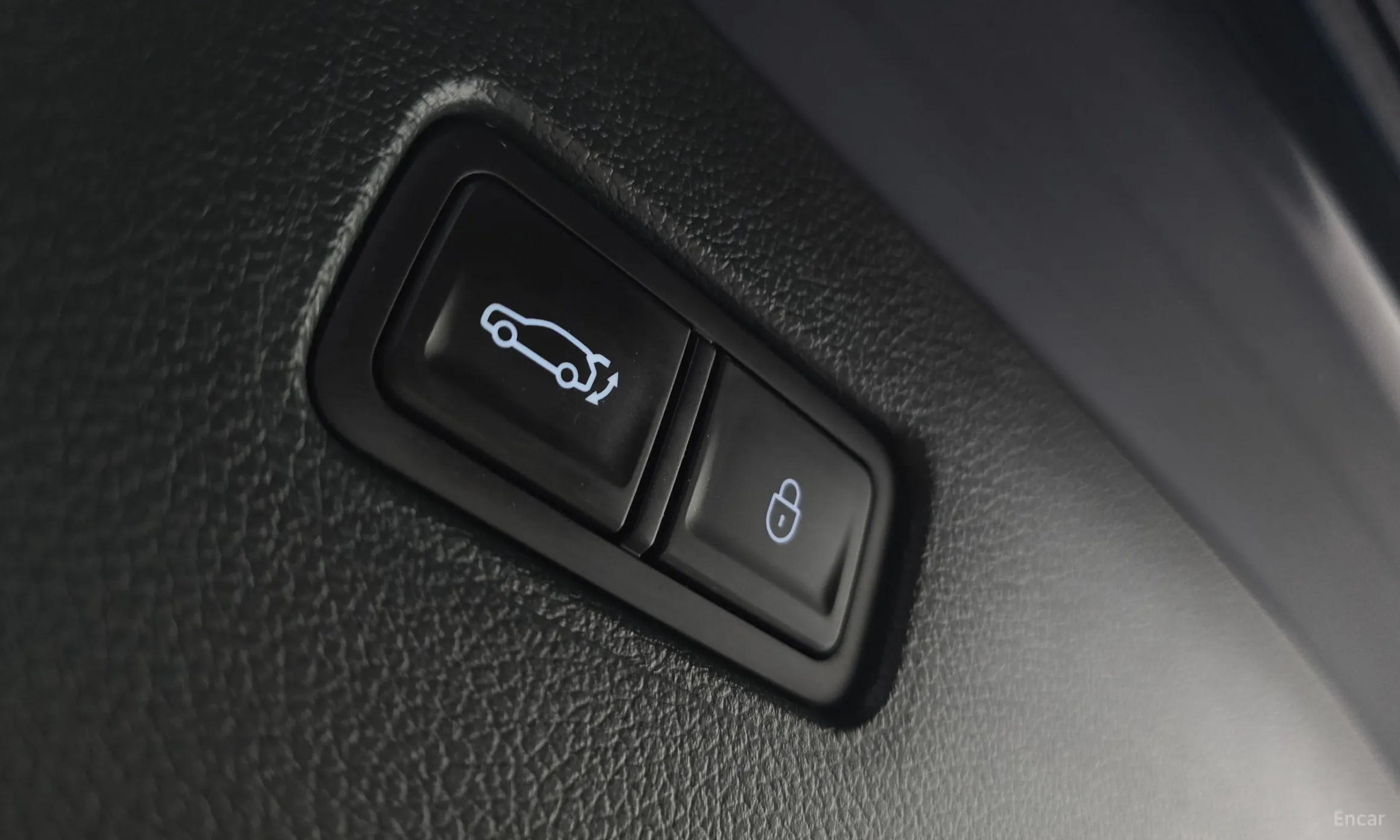 Genesis GV80 превью 20