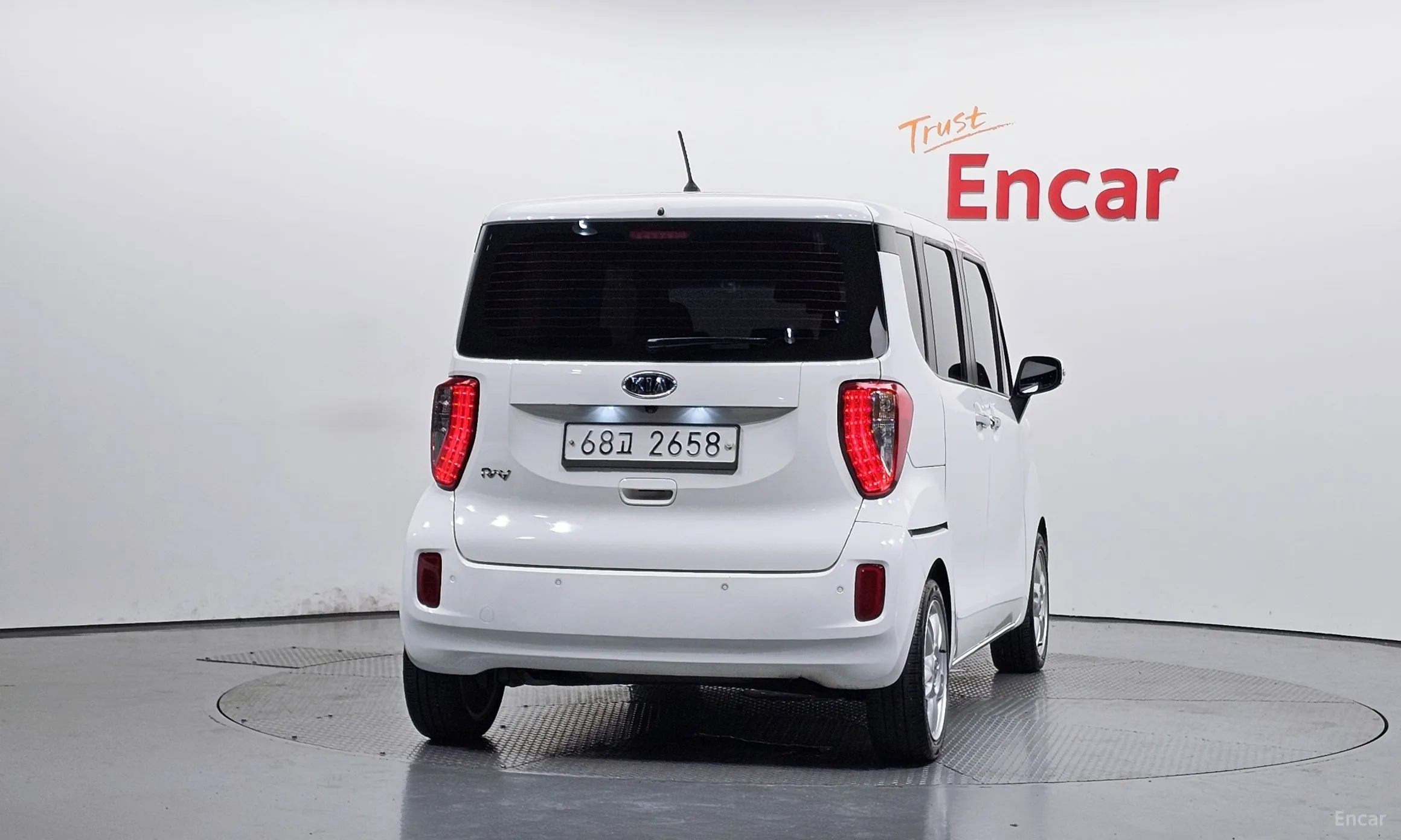 Kia Ray превью 4