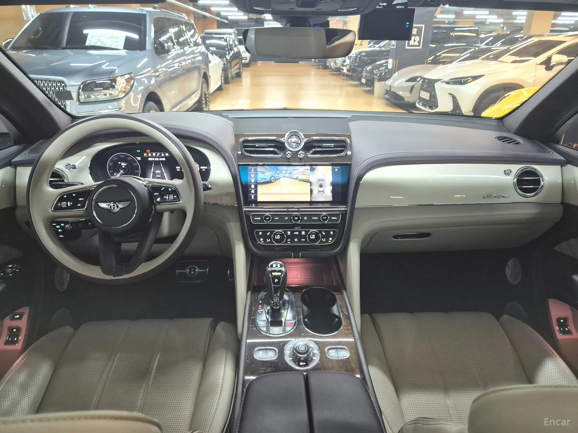 Bentley Bentayga превью 5