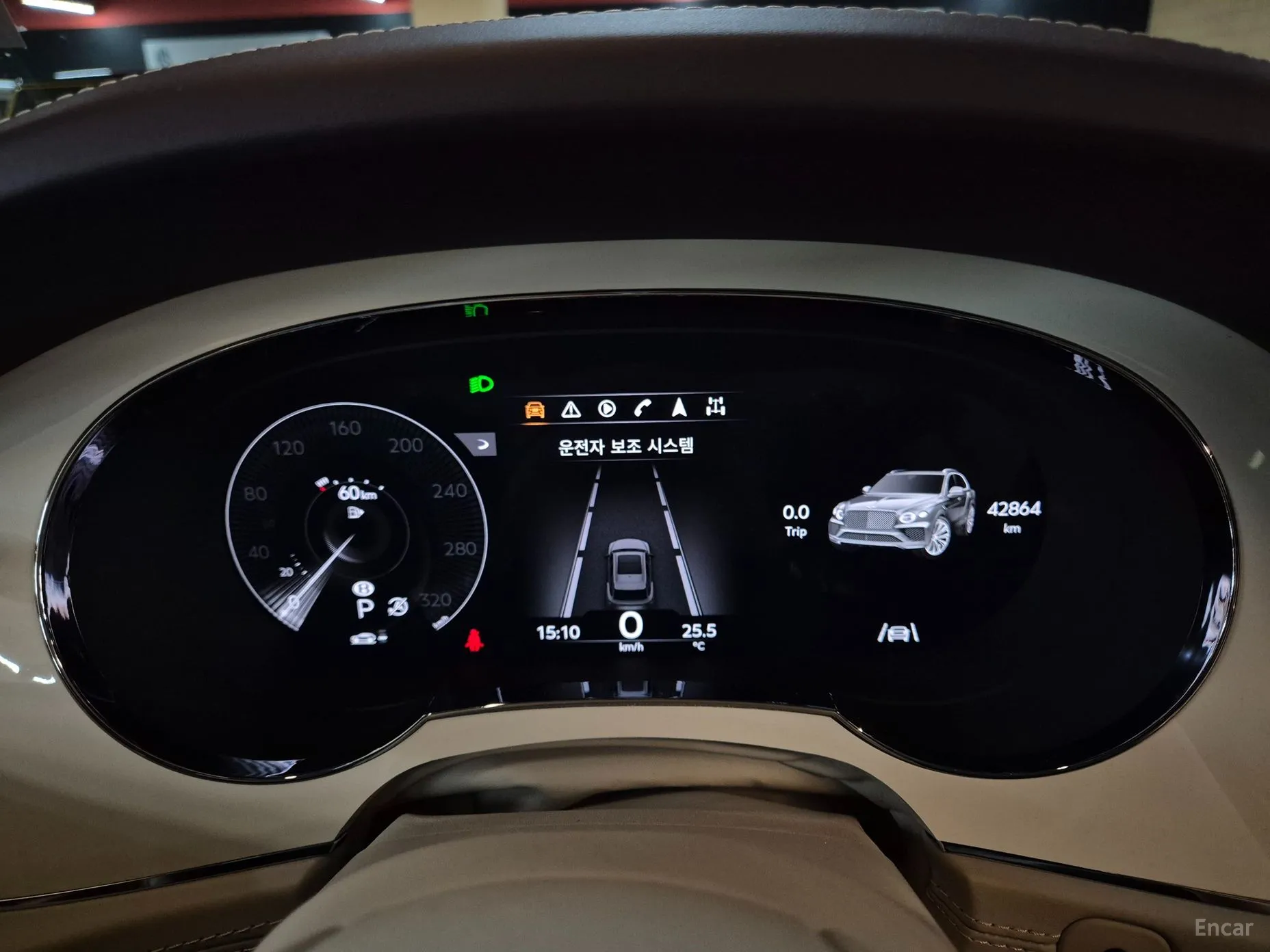Bentley Bentayga превью 6