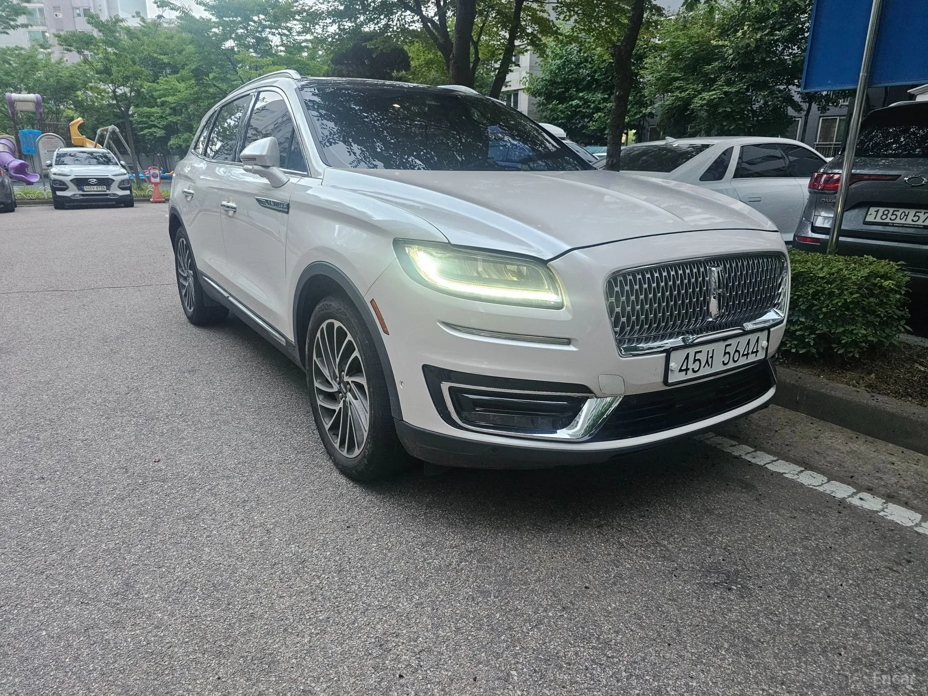 Lincoln Nautilus Gen 1