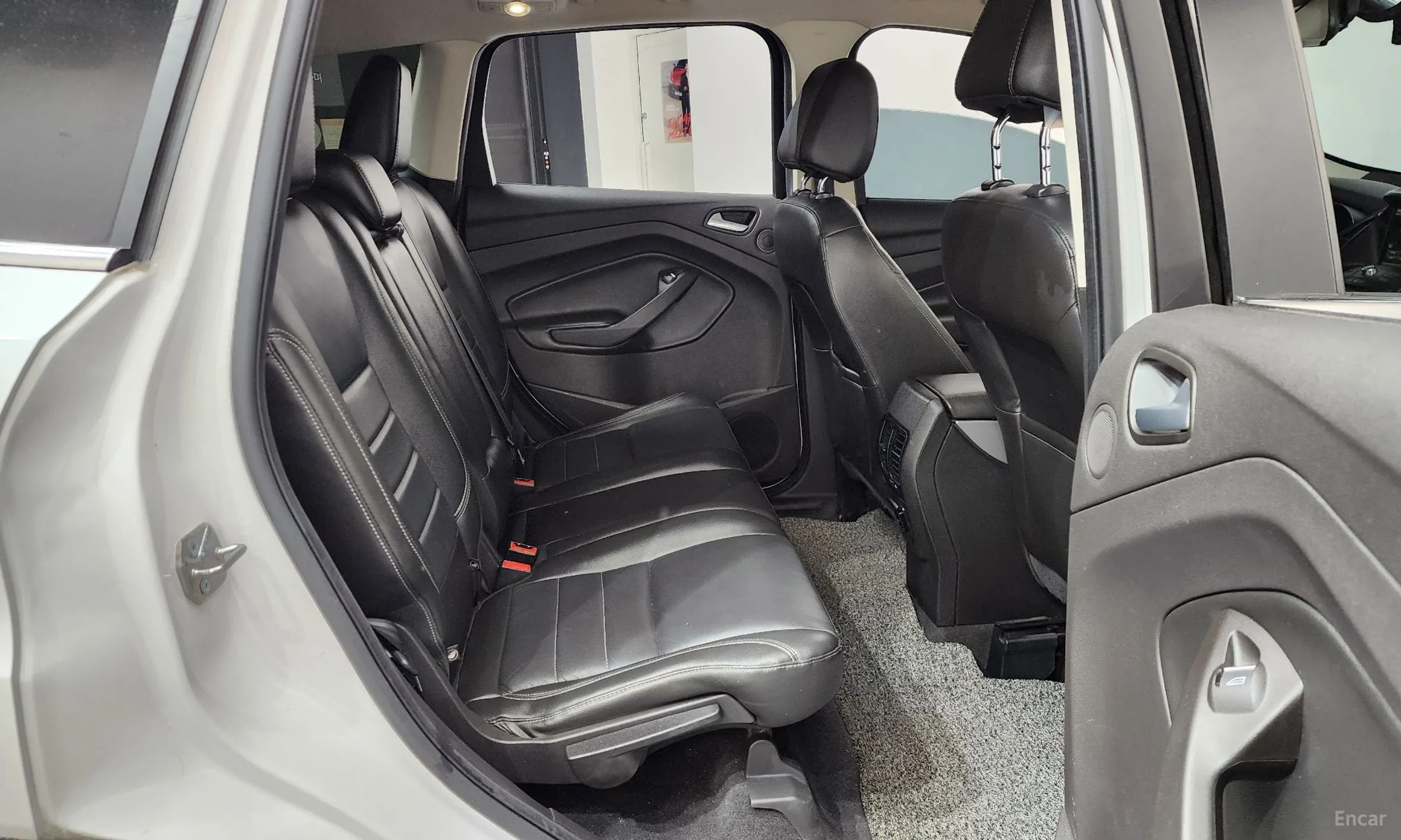 Ford Escape превью 12
