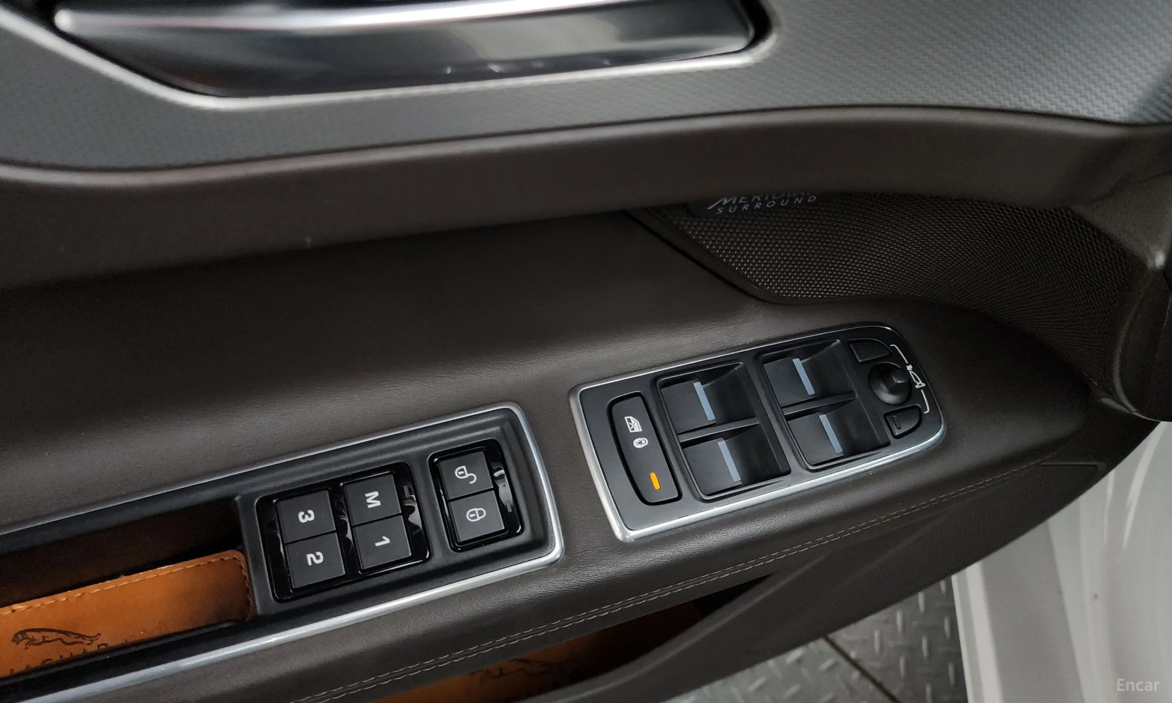 Jaguar XF (x260) превью 16