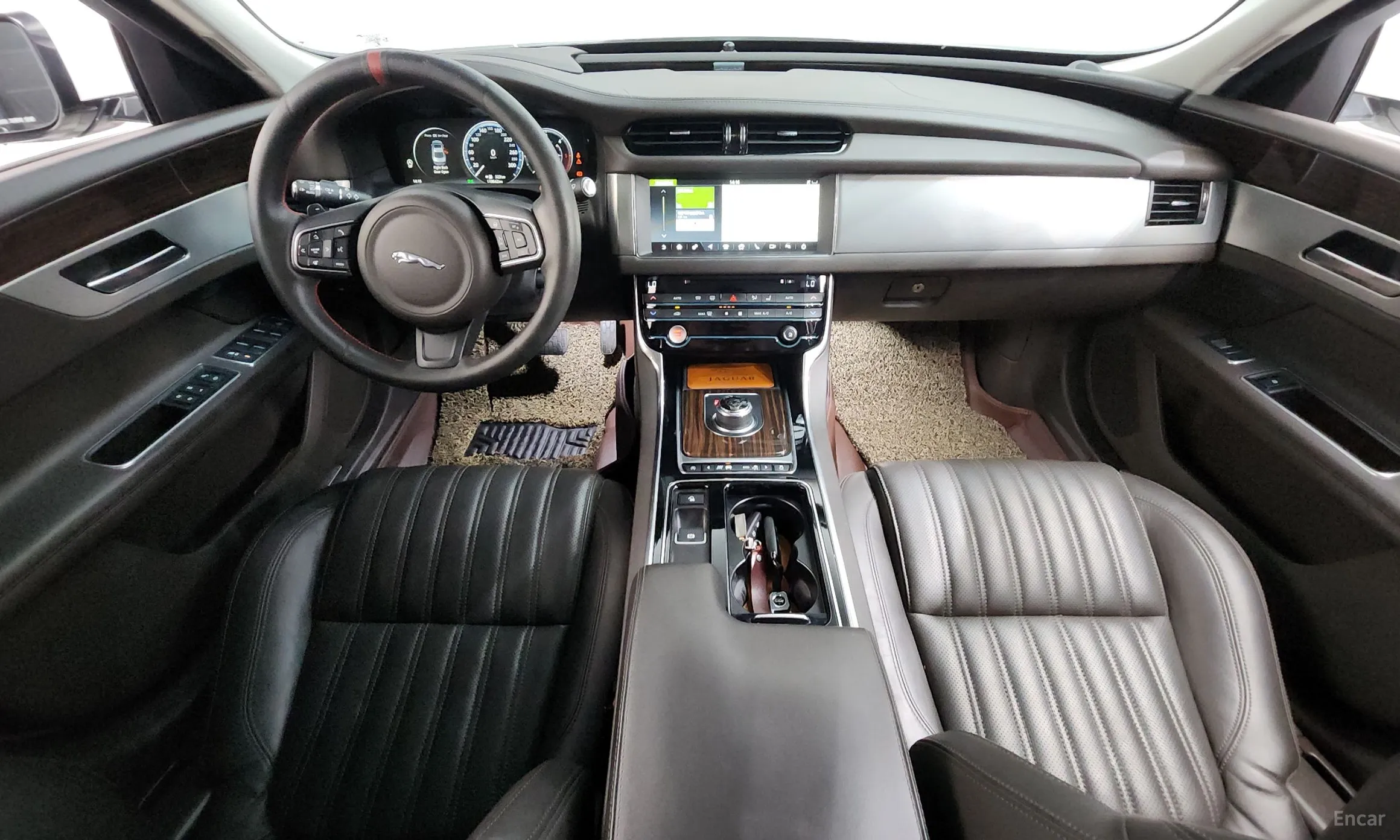 Jaguar XF (x260) превью 7