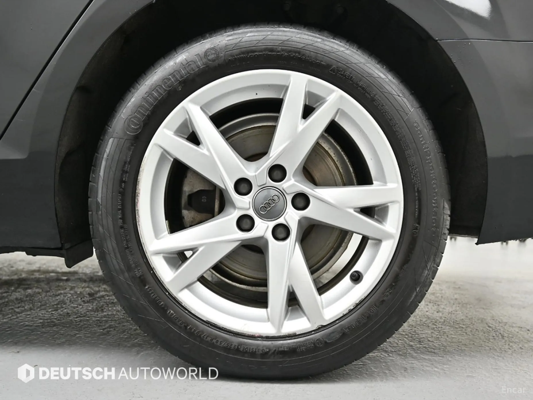 Audi A4 (B9) превью 5